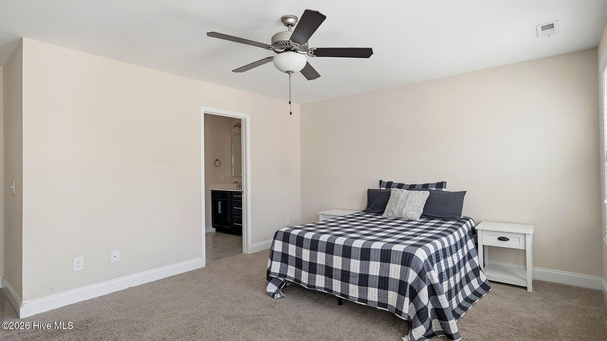 528 Foothills Street