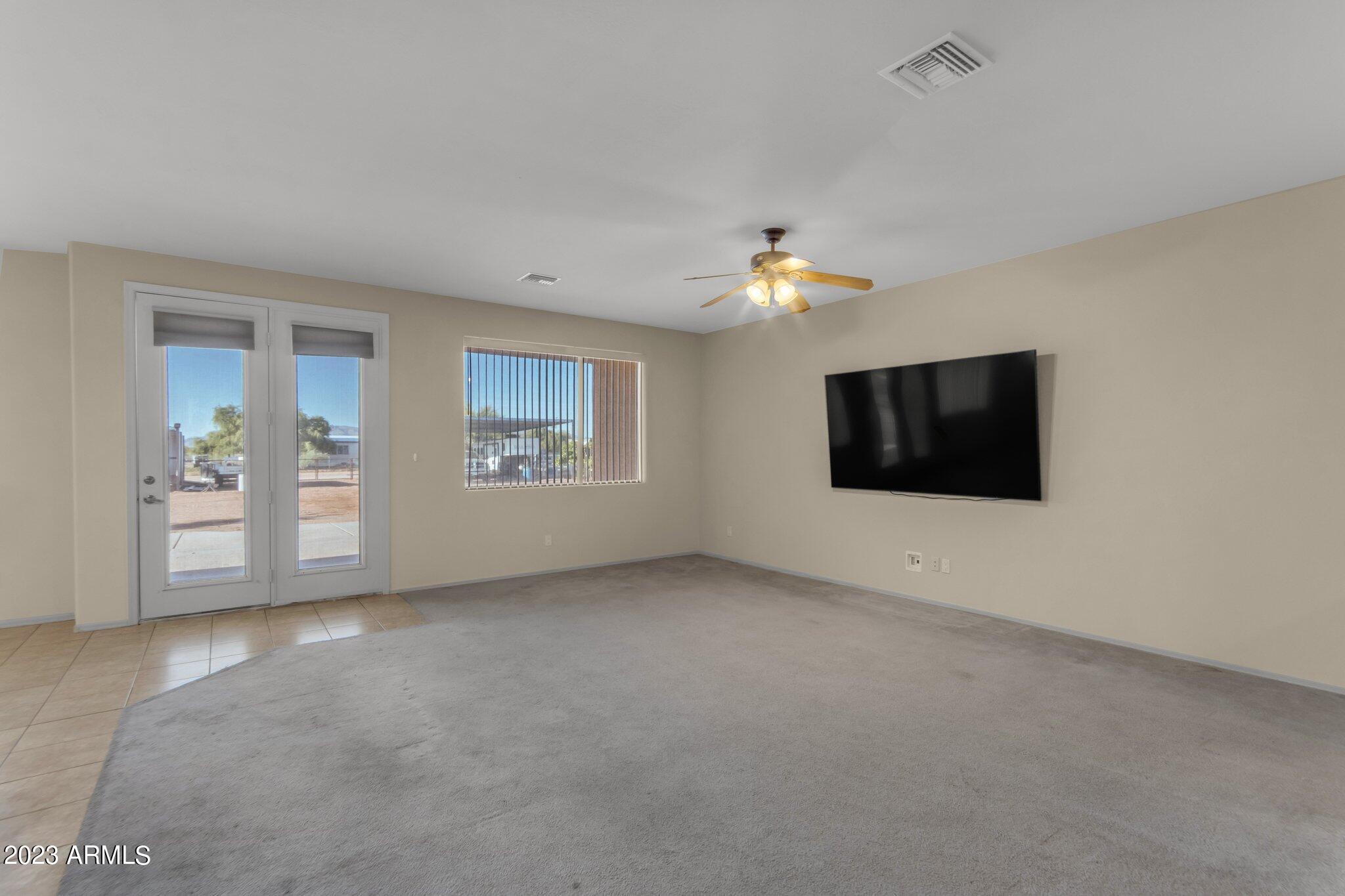 21025 W MADRE DEL ORO Drive