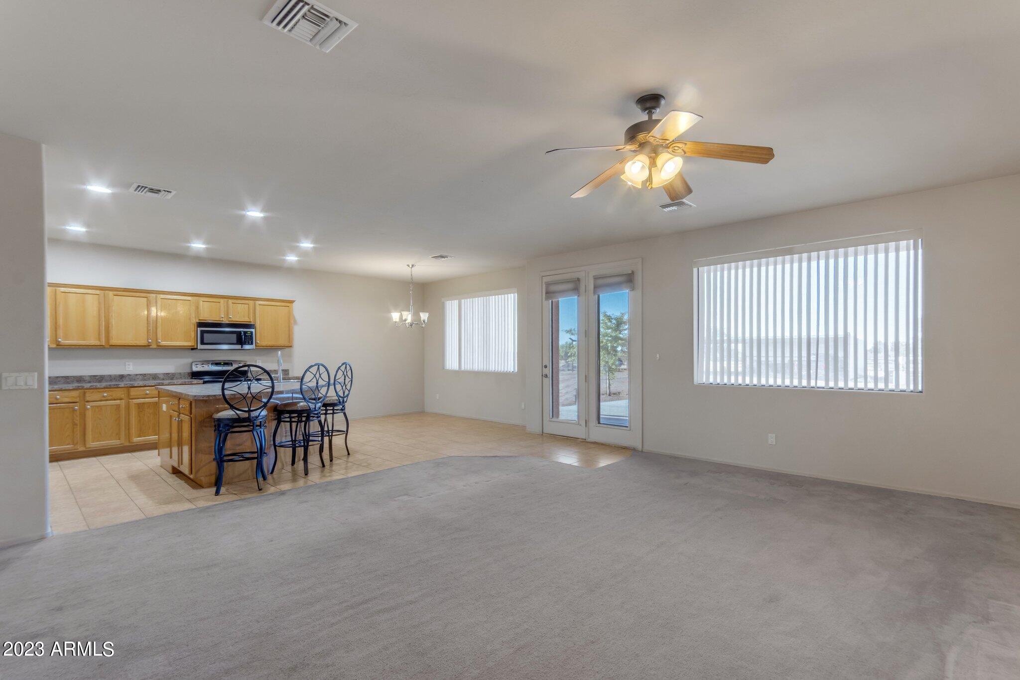 21025 W MADRE DEL ORO Drive