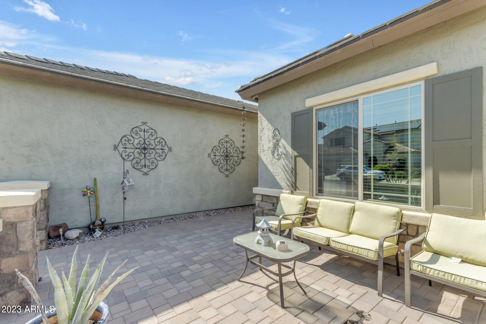 5497 W MONTEBELLO Way