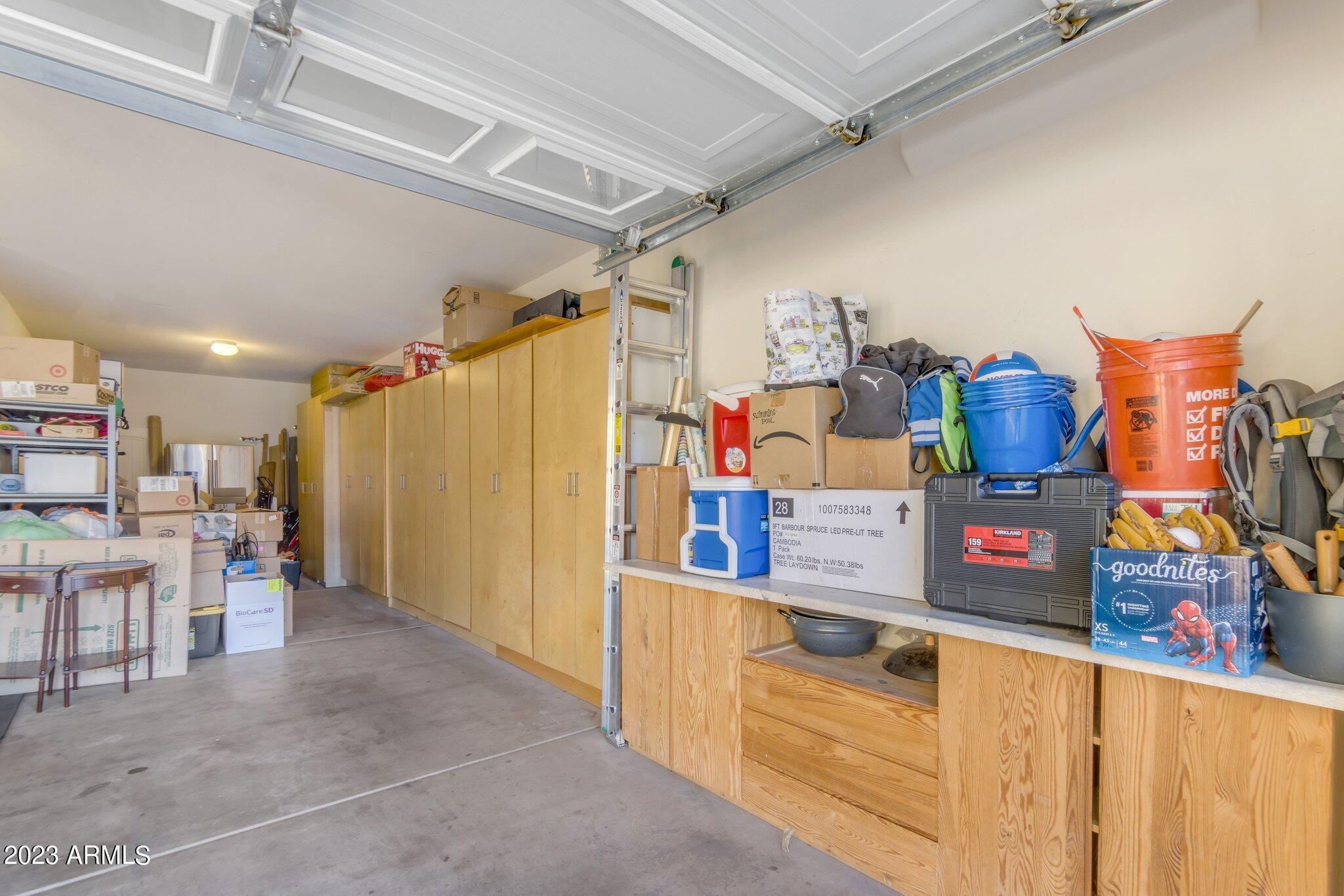 2907 E VIRGINIA Street