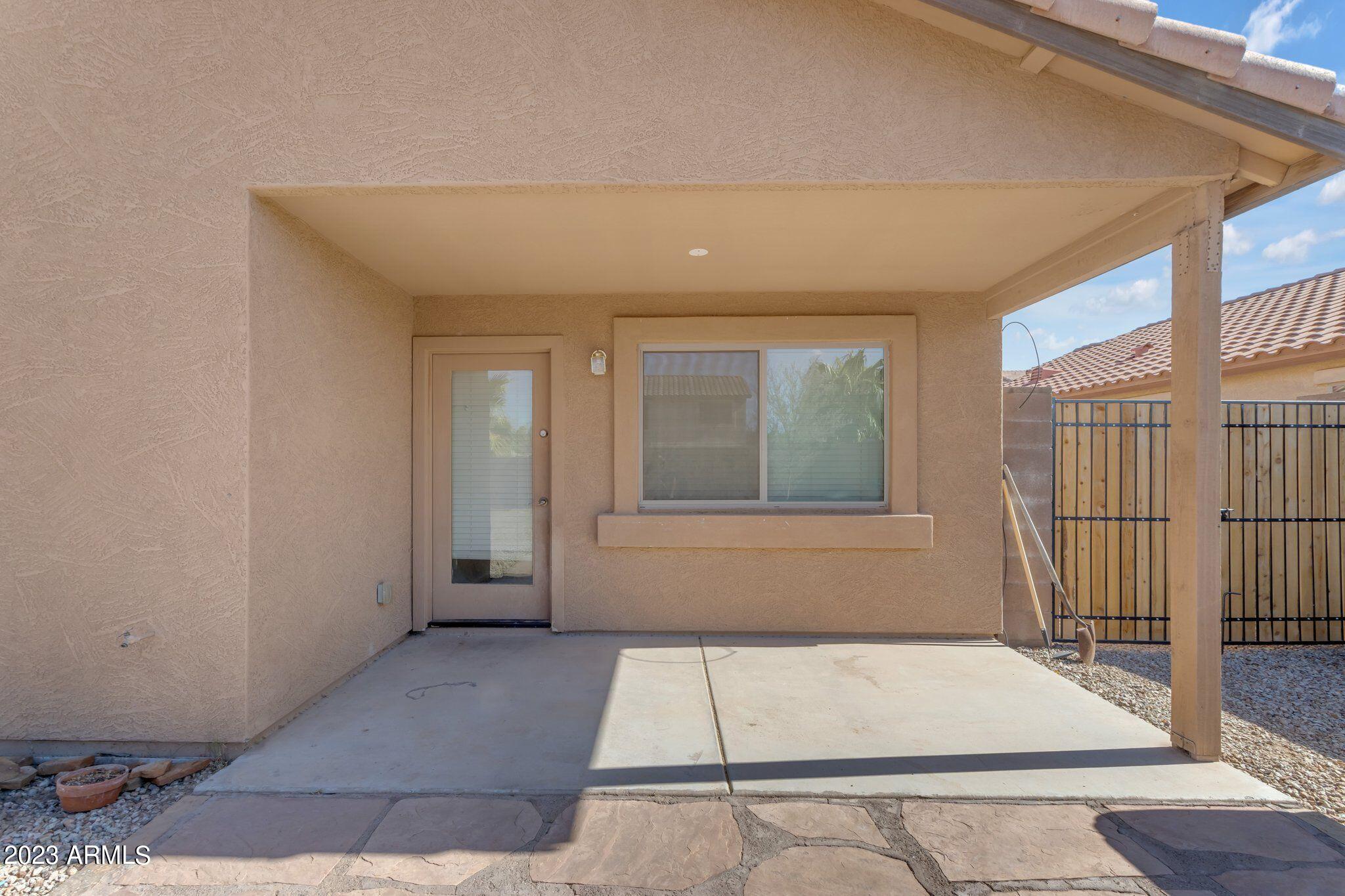 660 W MESQUITE TREE Lane