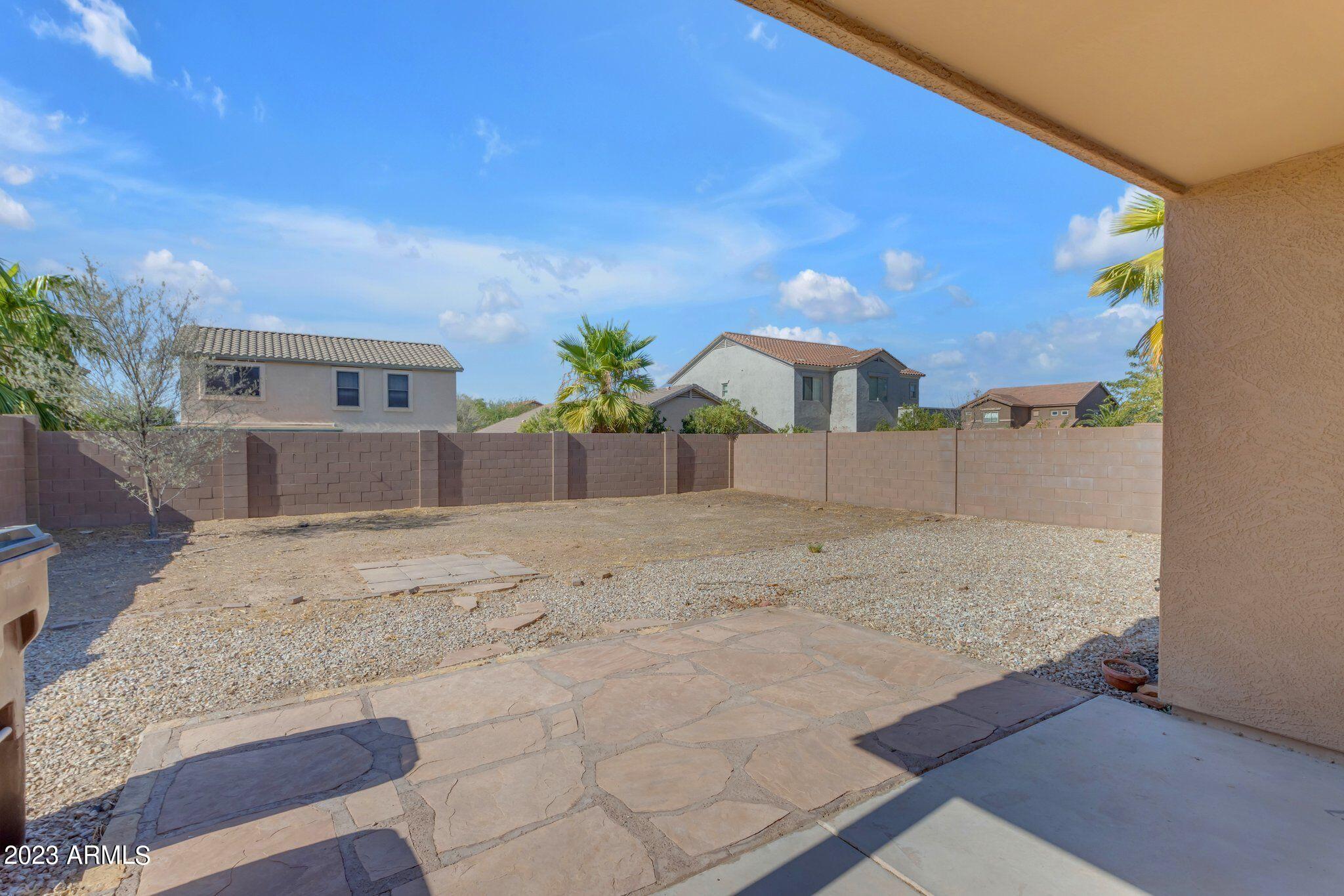 660 W MESQUITE TREE Lane