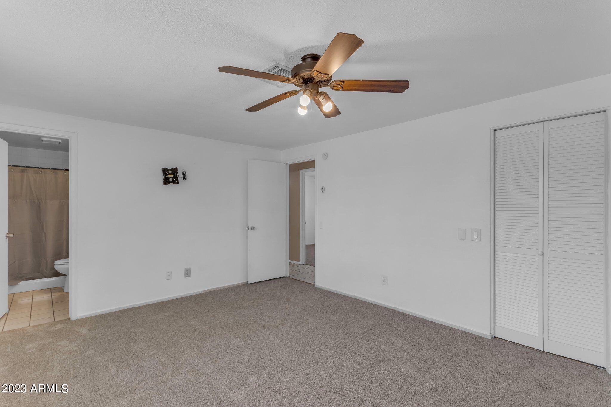 1403 W PALOMINO Drive