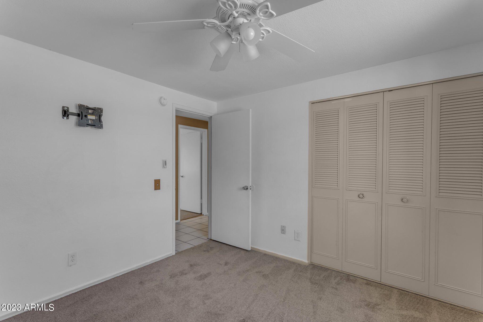 1403 W PALOMINO Drive