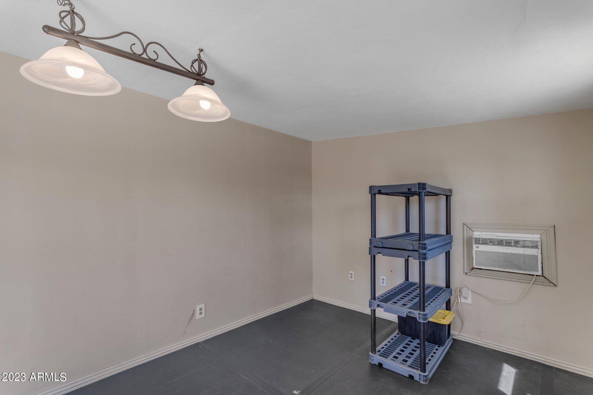 1403 W PALOMINO Drive