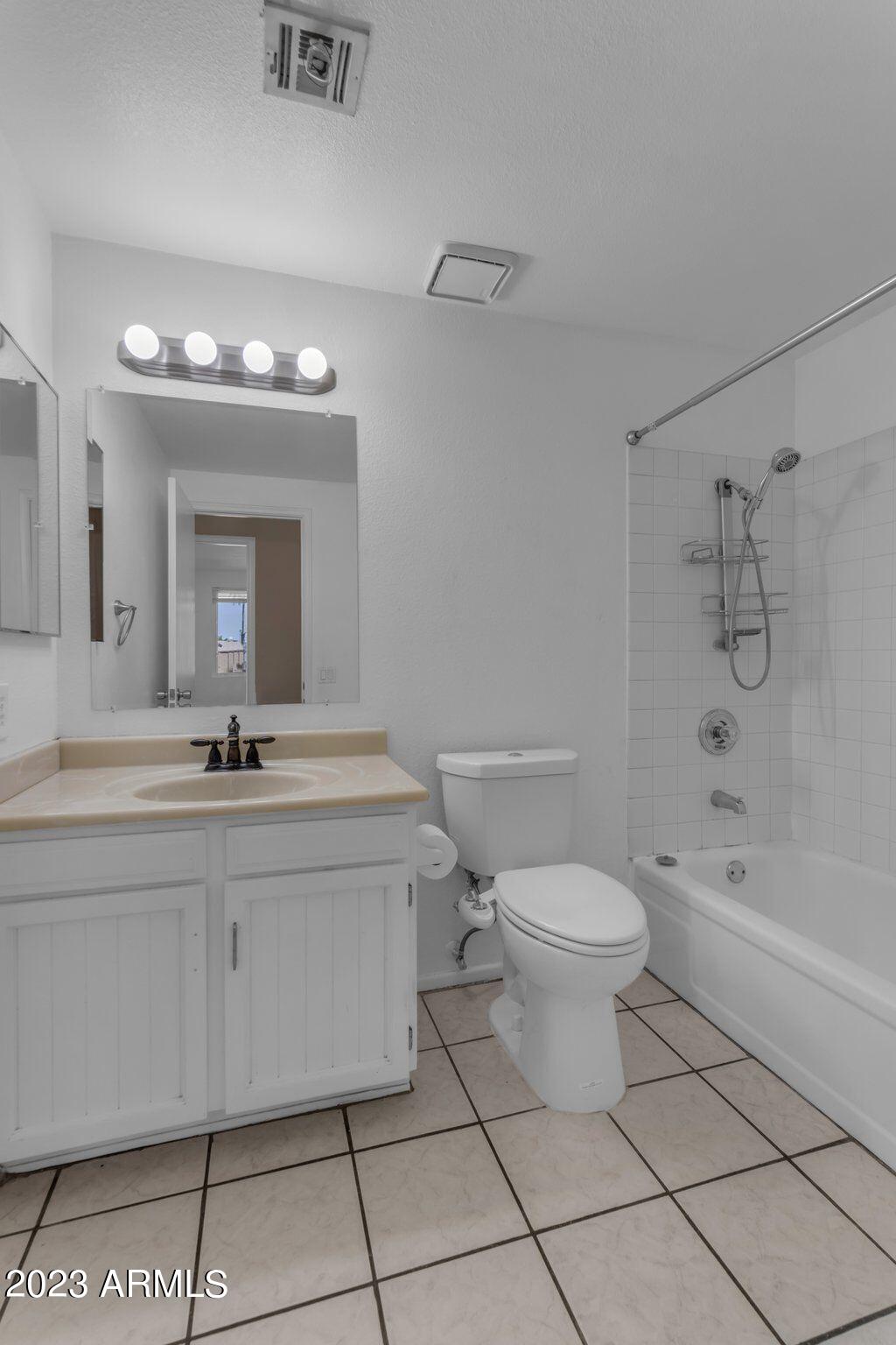 1403 W PALOMINO Drive