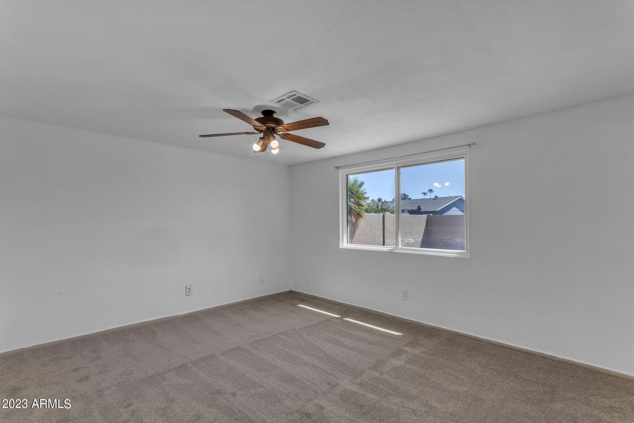 1403 W PALOMINO Drive