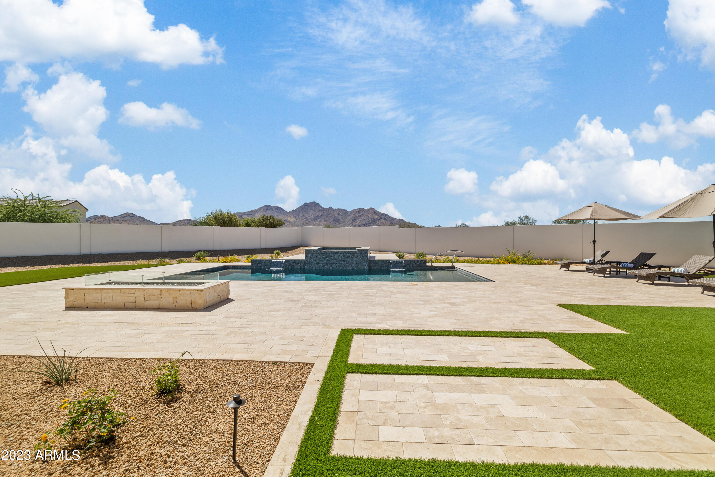 11253 W GOLDDUST Drive