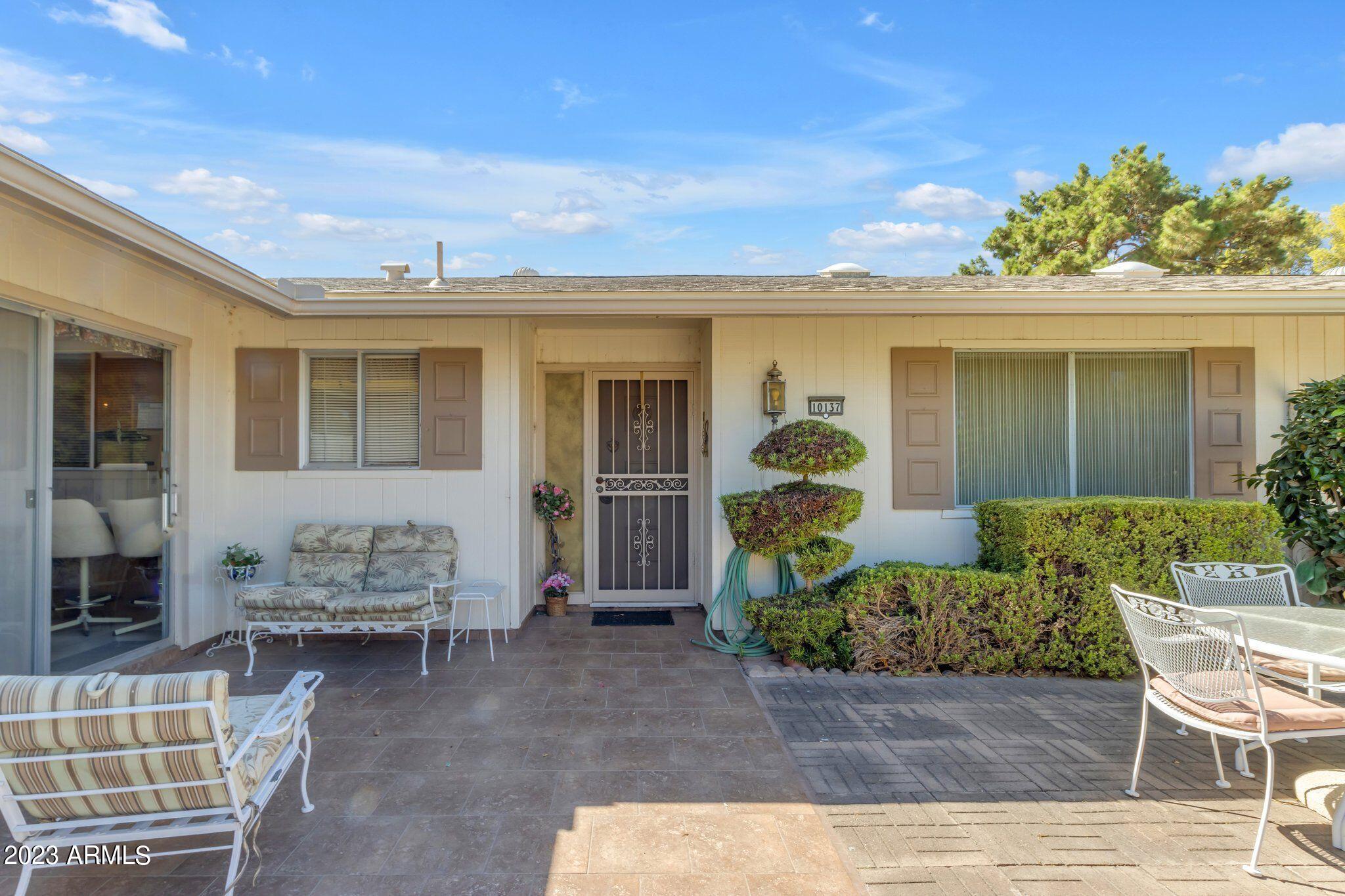 10137 W FORRESTER Drive