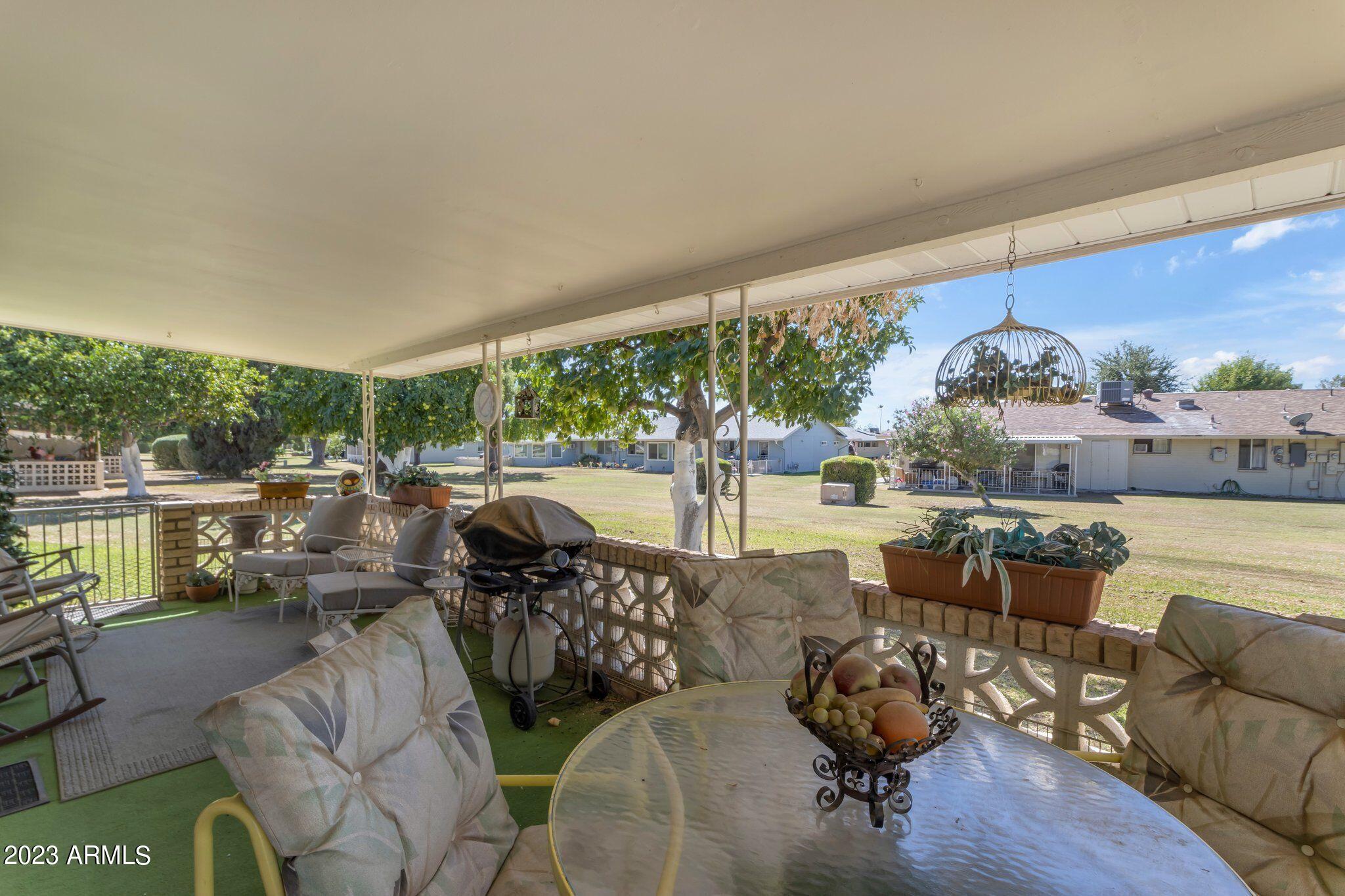 10137 W FORRESTER Drive