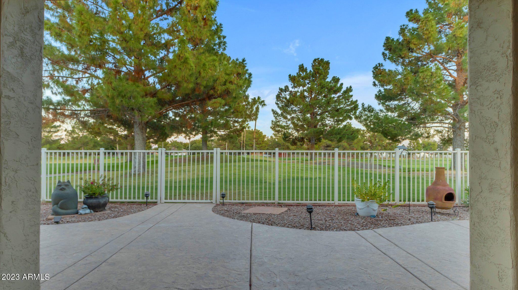 5733 S AMBERWOOD Drive