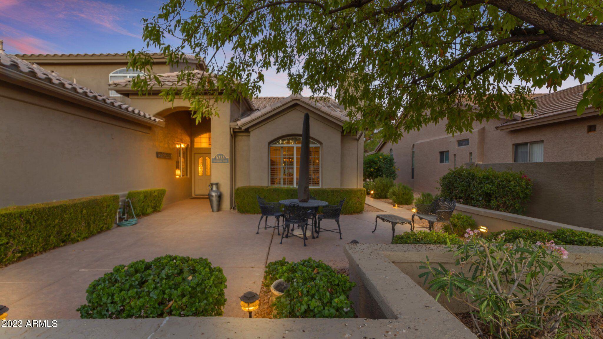 5733 S AMBERWOOD Drive