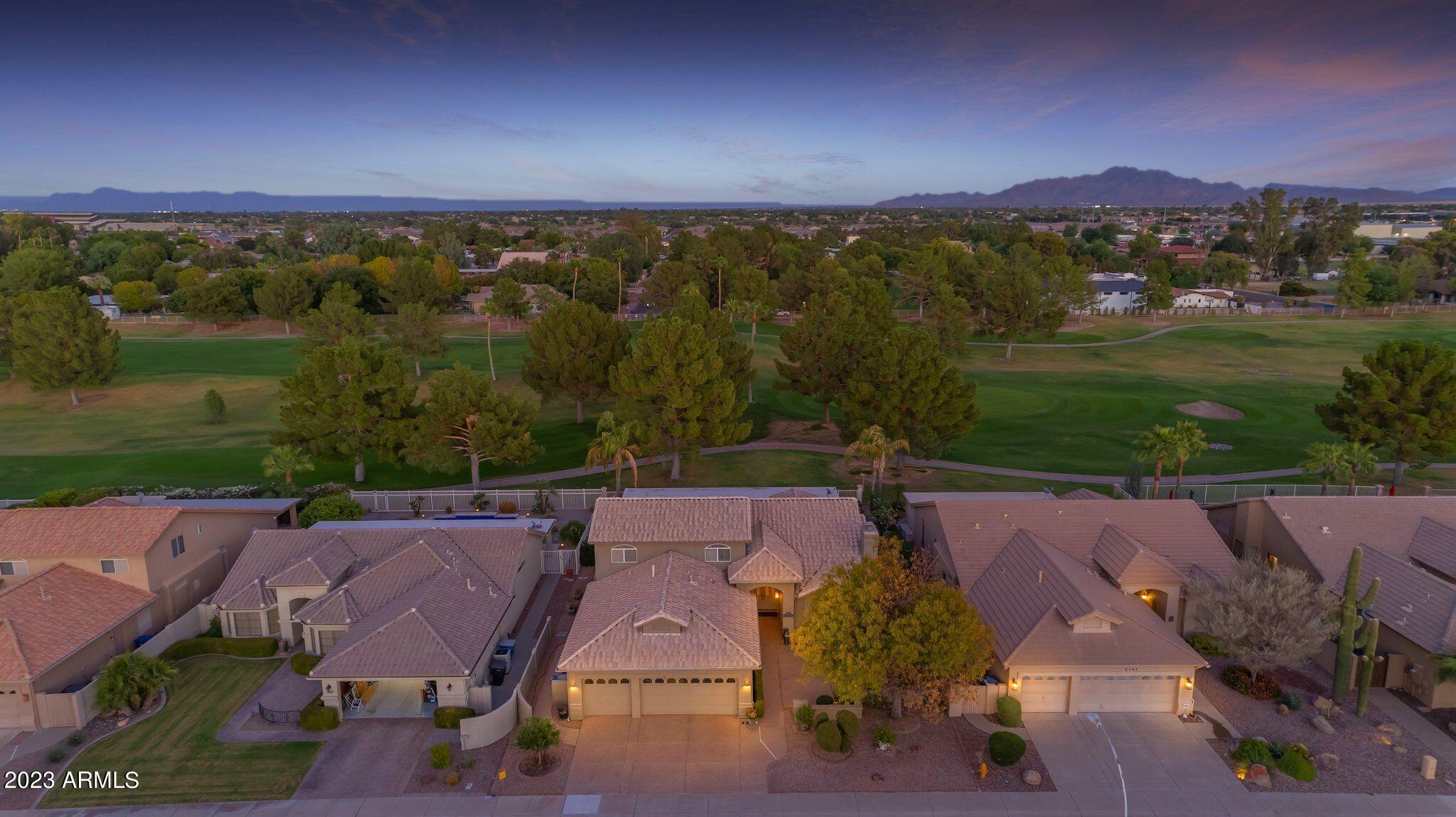 5733 S AMBERWOOD Drive