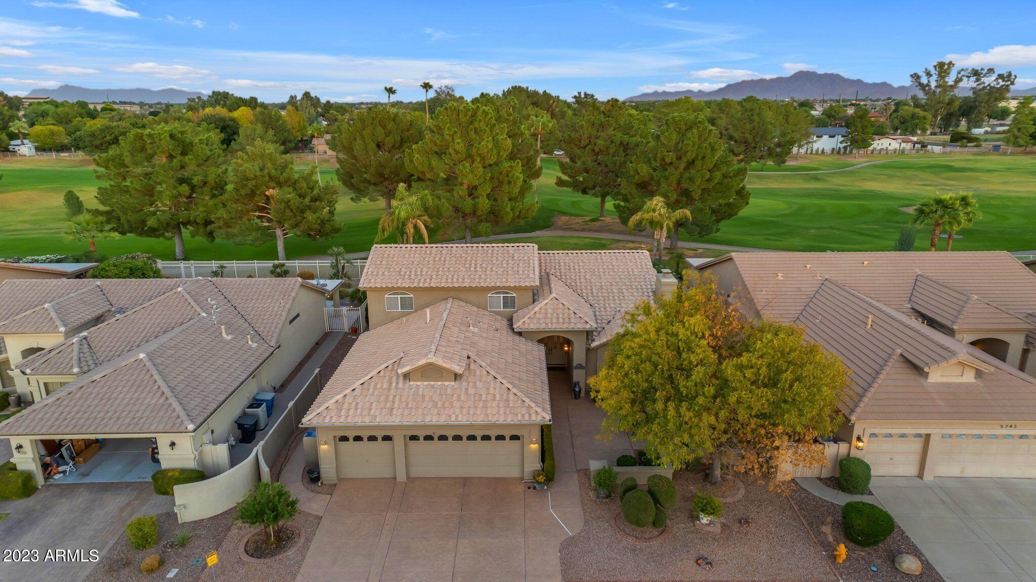 5733 S AMBERWOOD Drive