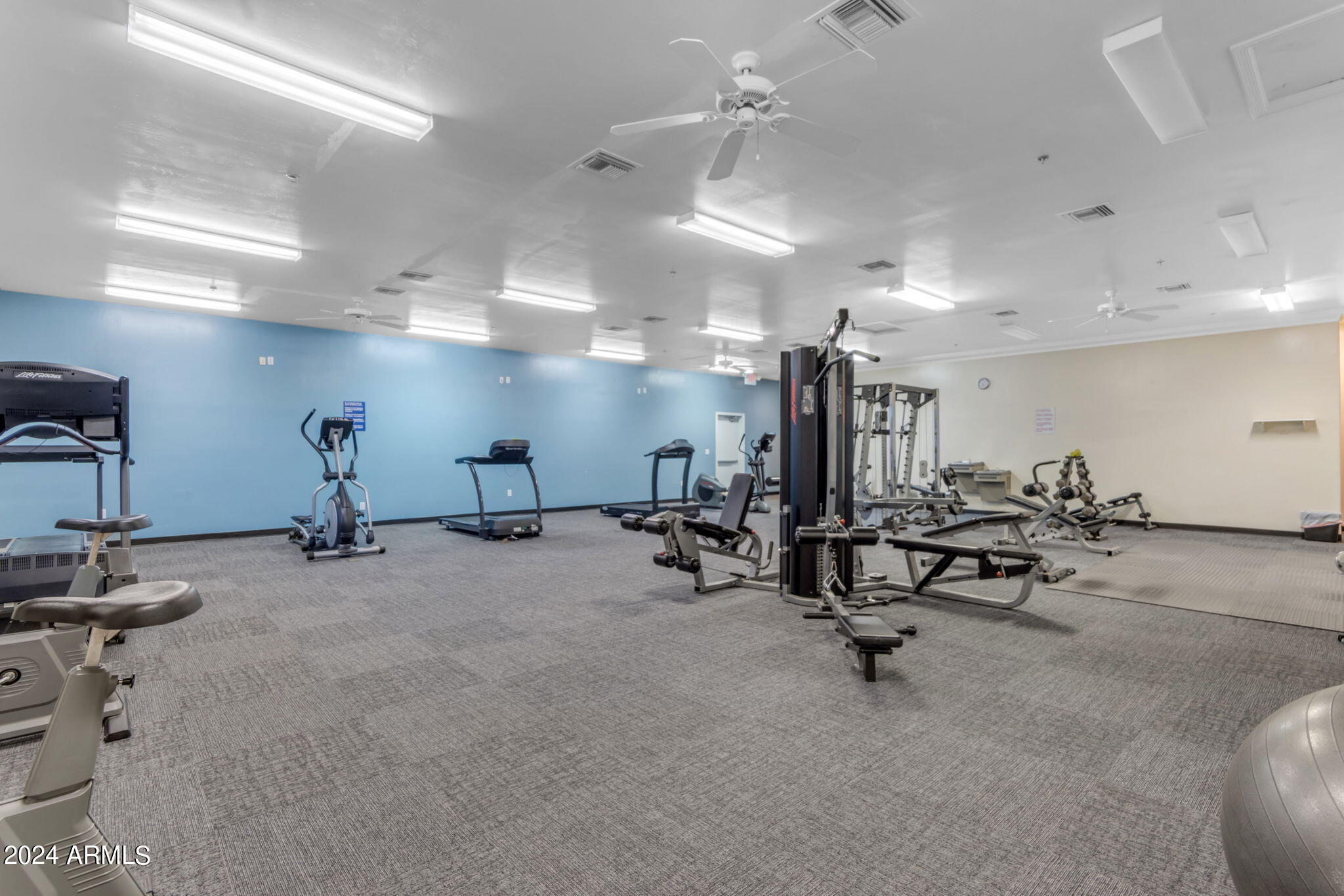 920 E DEVONSHIRE Avenue # 4025