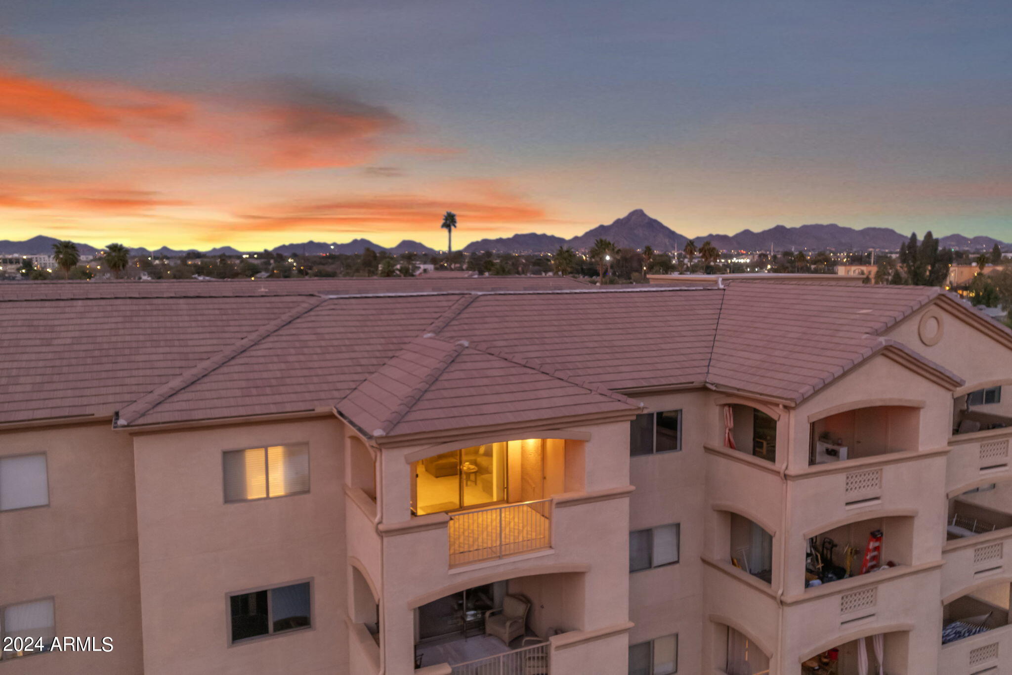 920 E DEVONSHIRE Avenue # 4025