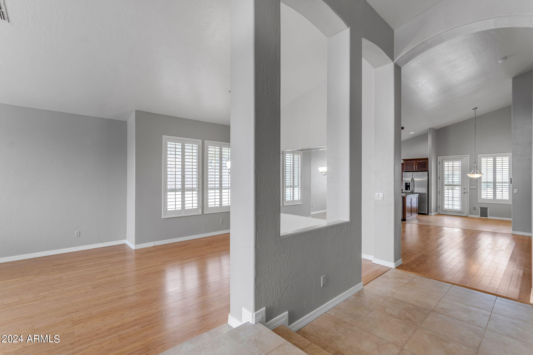 2402 E MOUNTAIN VISTA Drive