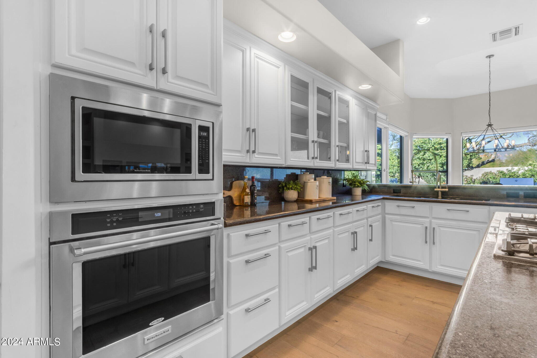 9590 E ALTADENA Avenue