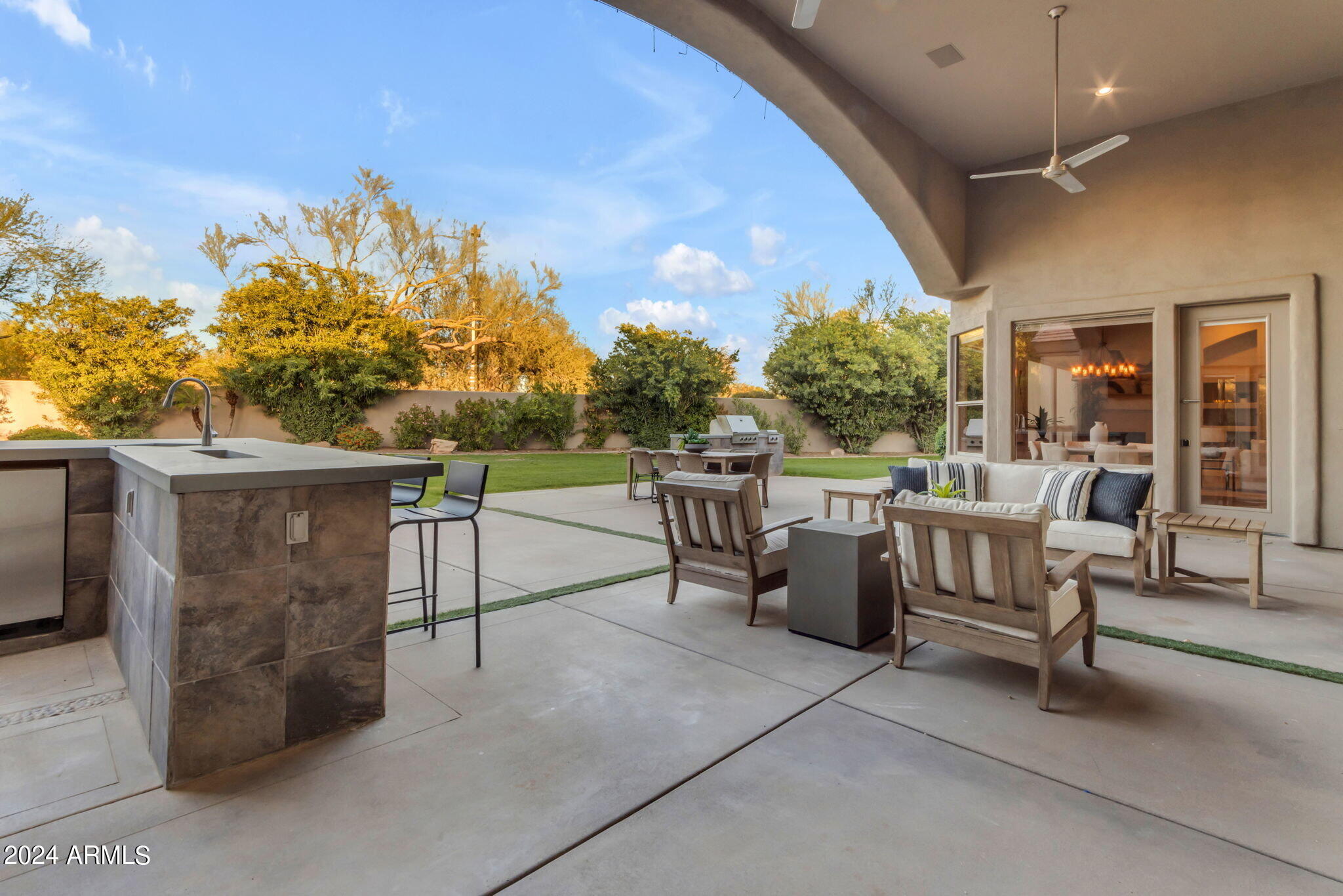 9590 E ALTADENA Avenue