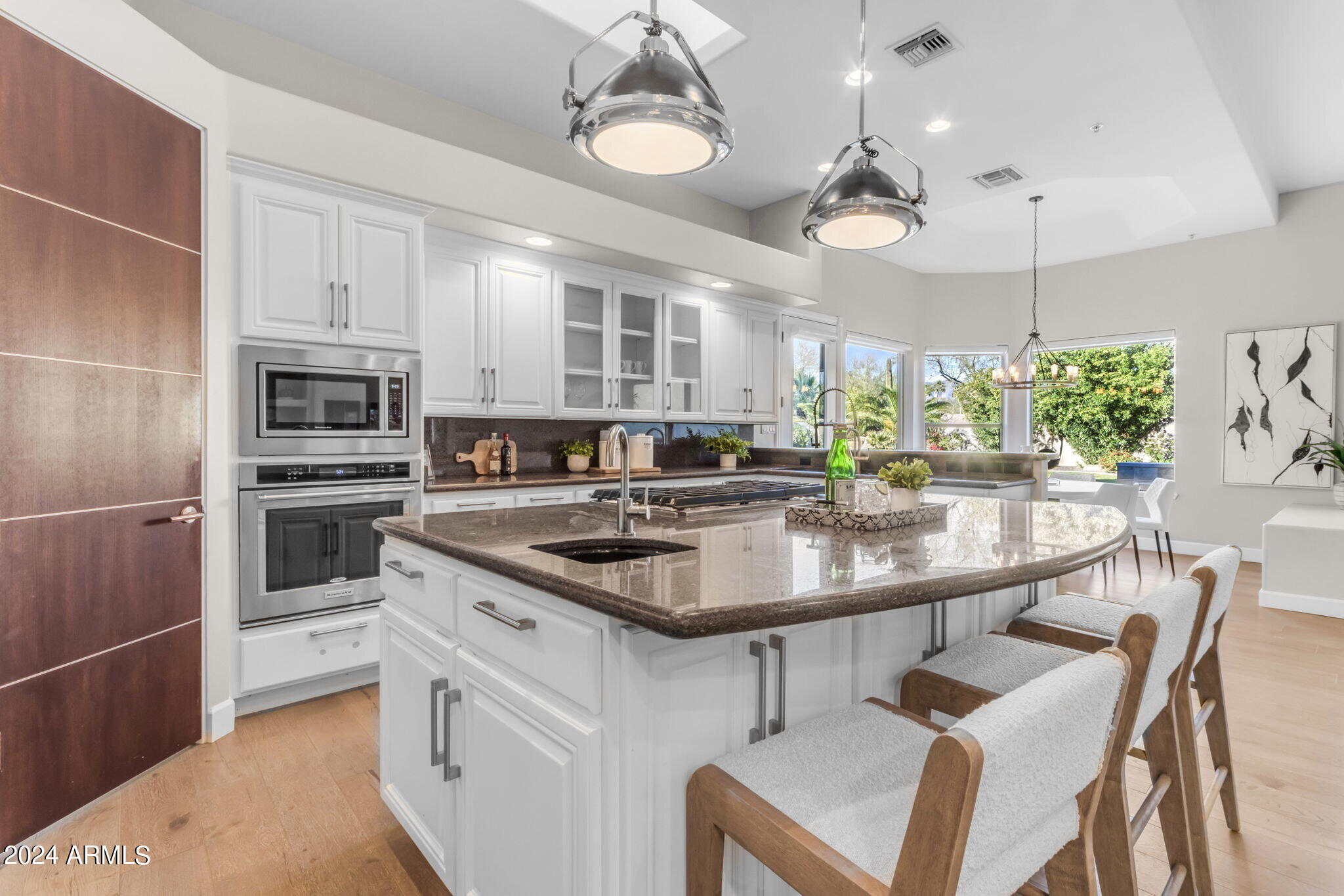 9590 E ALTADENA Avenue