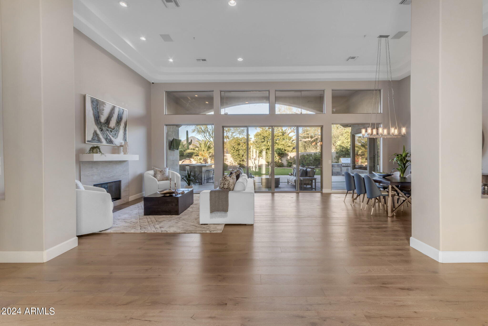 9590 E ALTADENA Avenue