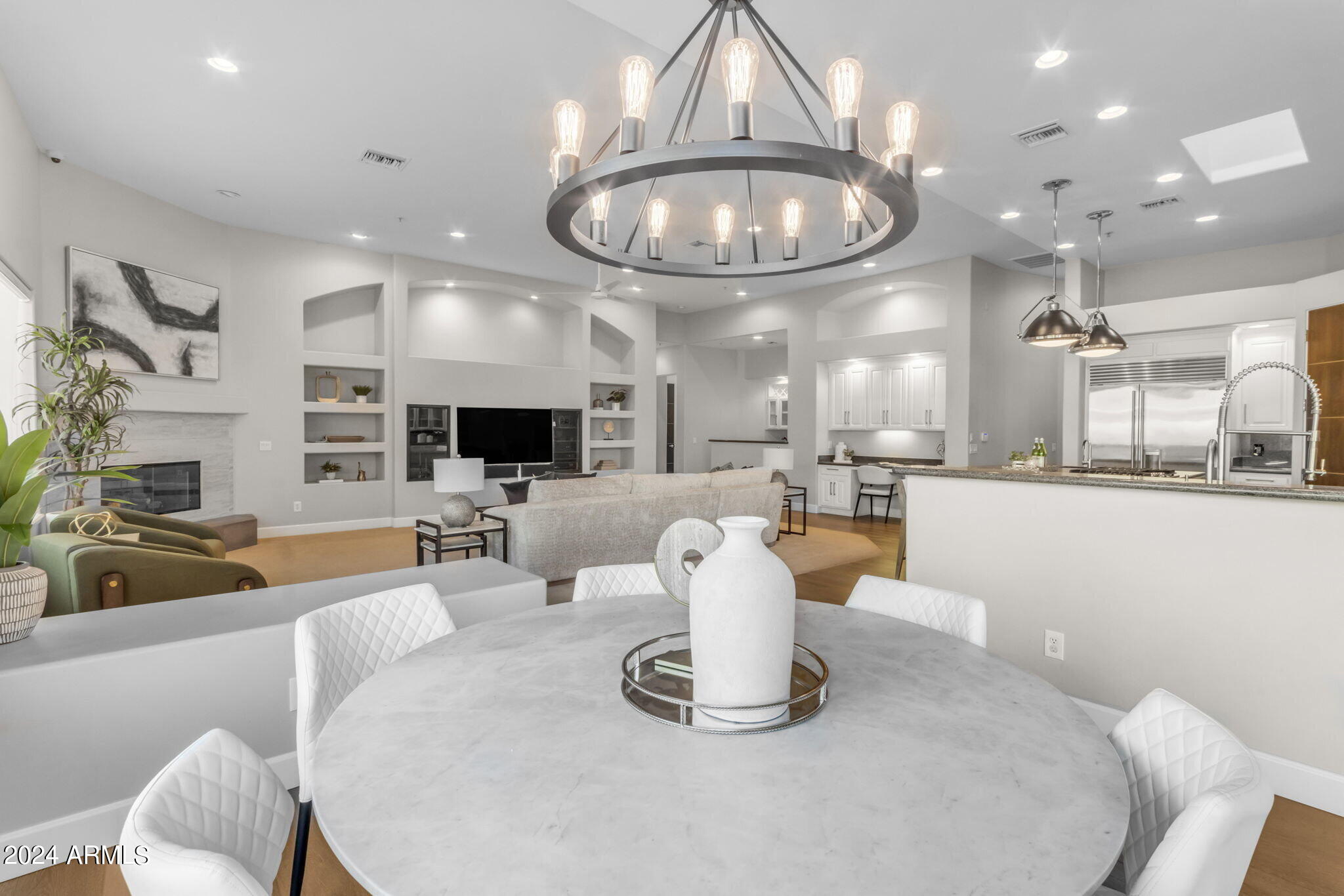 9590 E ALTADENA Avenue