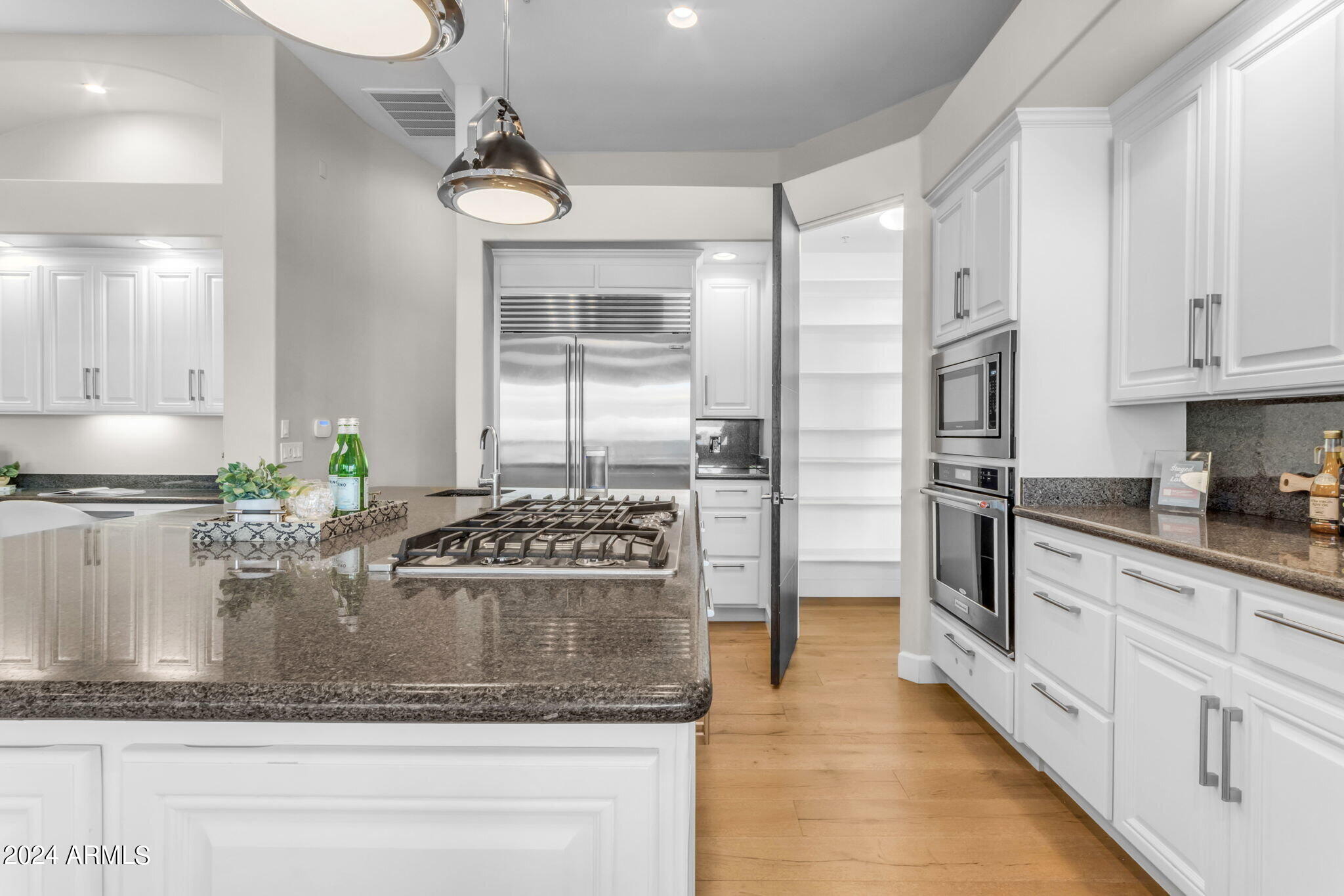 9590 E ALTADENA Avenue