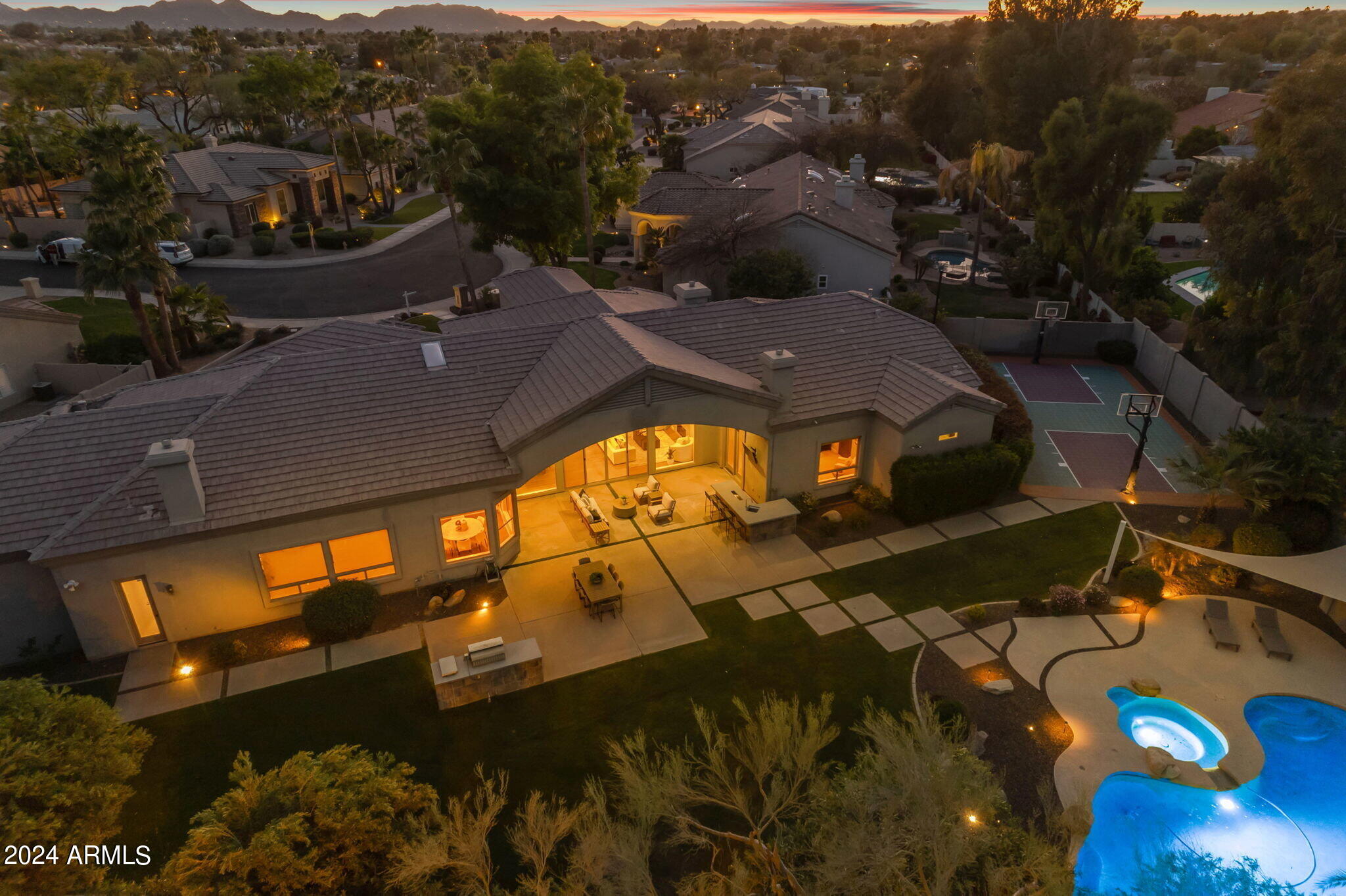 9590 E ALTADENA Avenue