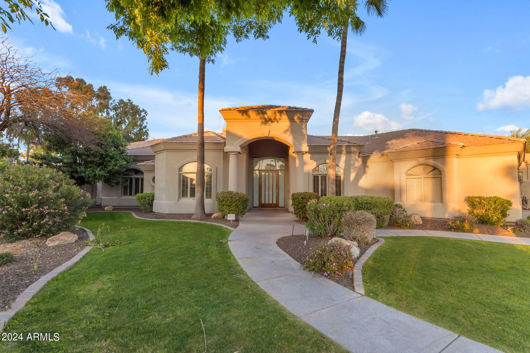 9590 E ALTADENA Avenue