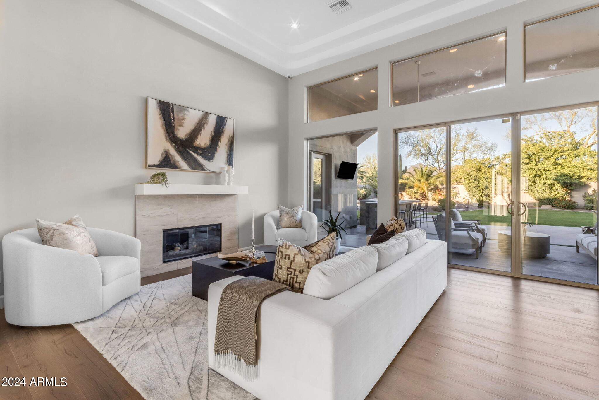 9590 E ALTADENA Avenue