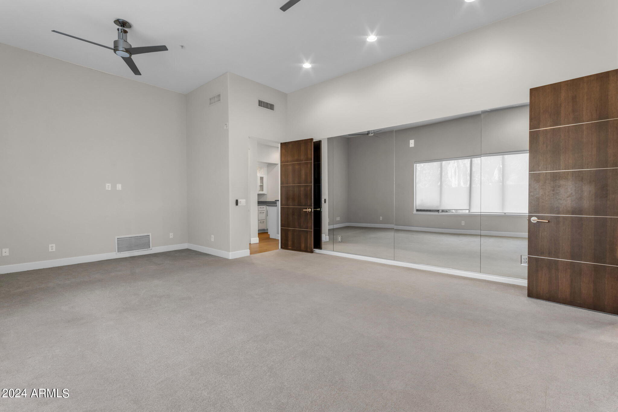 9590 E ALTADENA Avenue