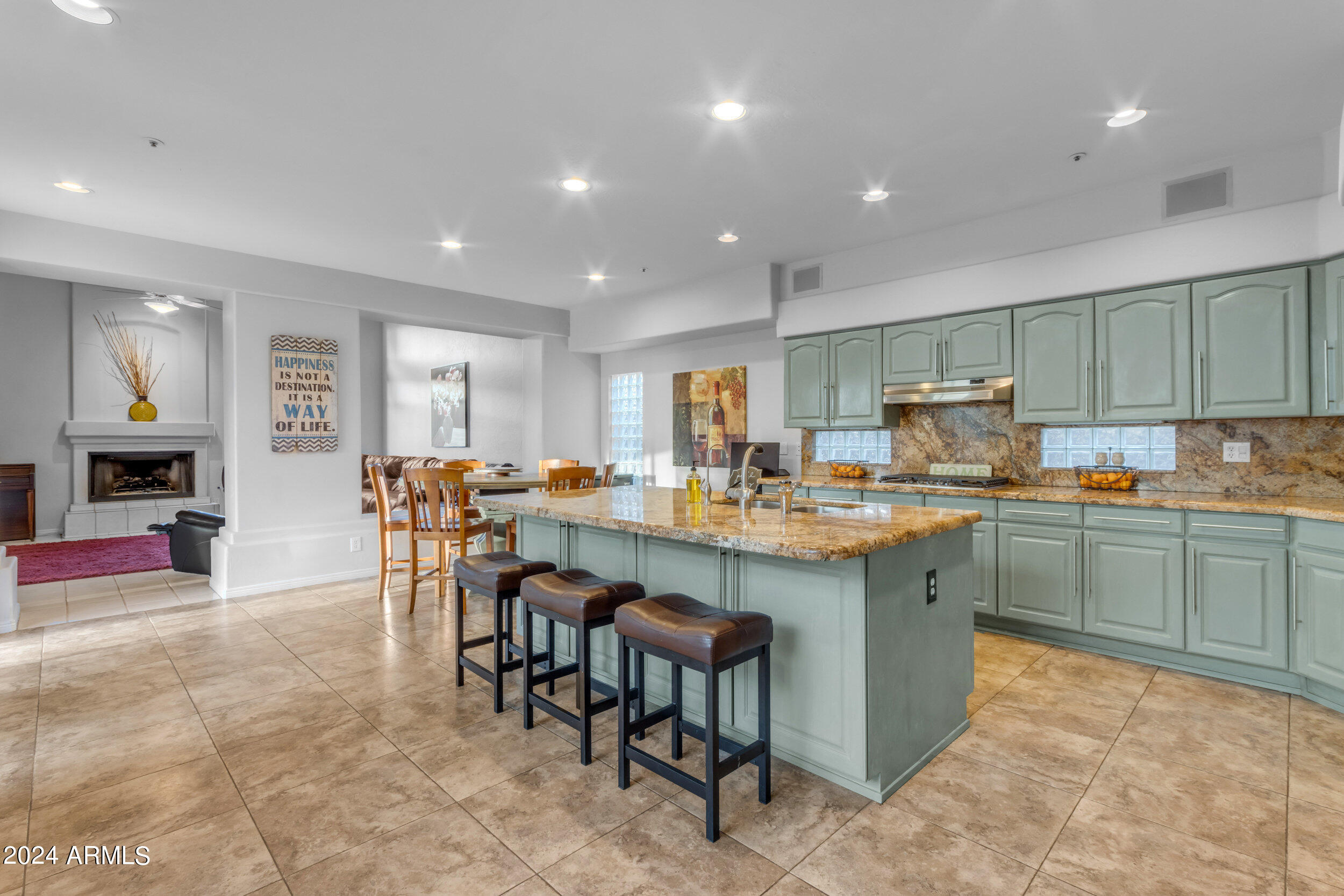 7386 E ONYX Court