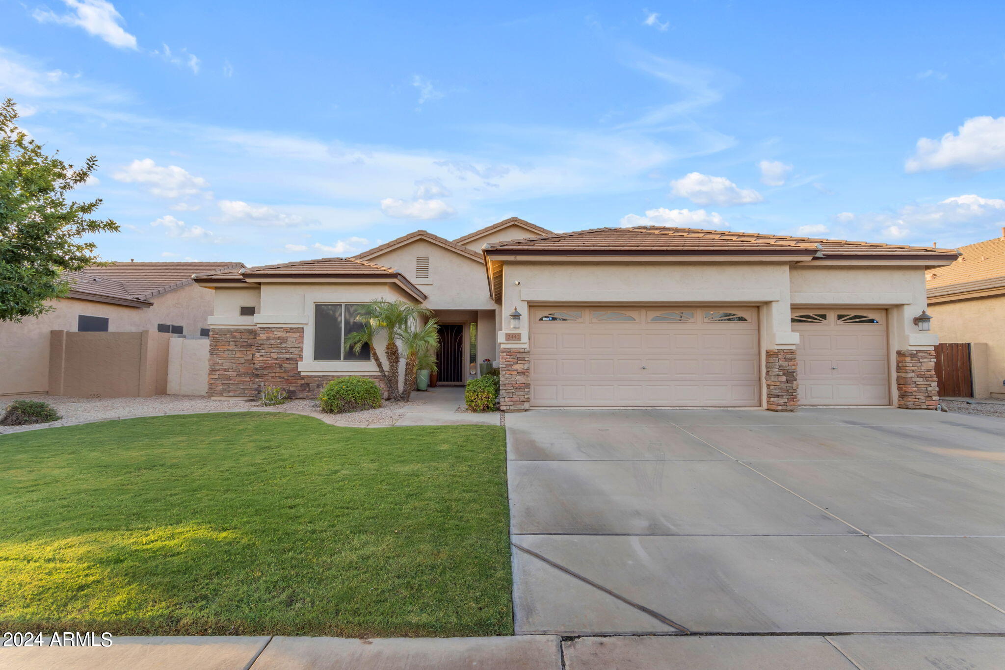 2442 E RIVIERA Place