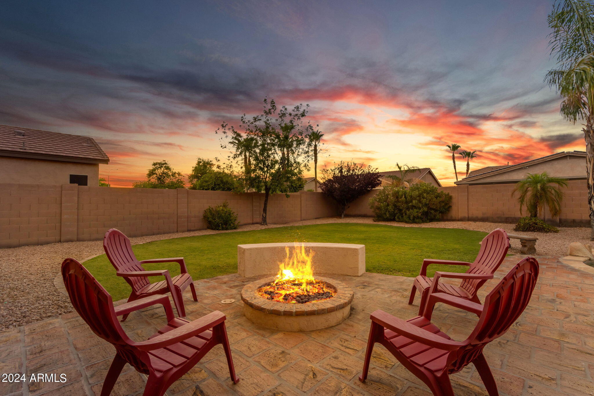 2442 E RIVIERA Place
