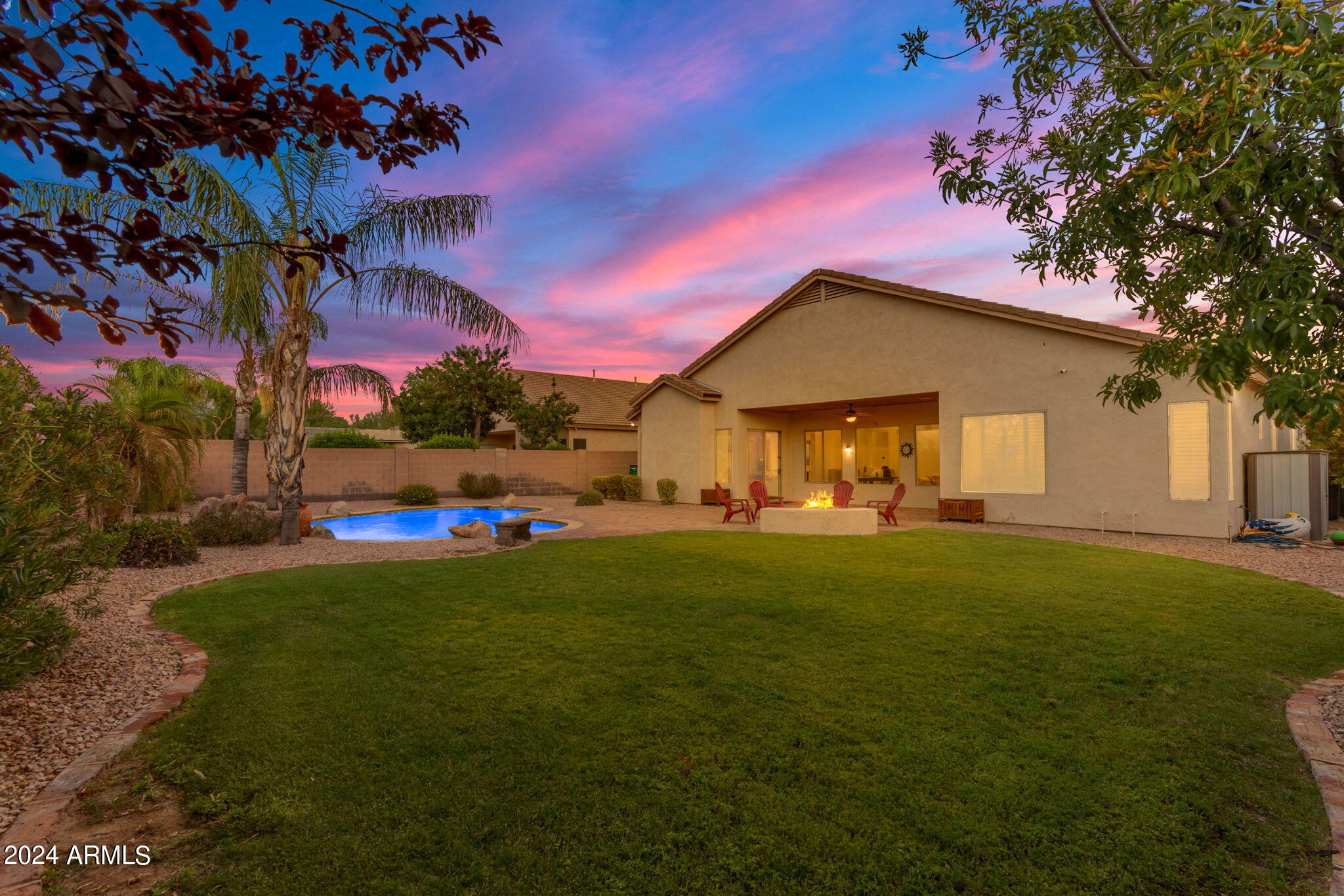 2442 E RIVIERA Place
