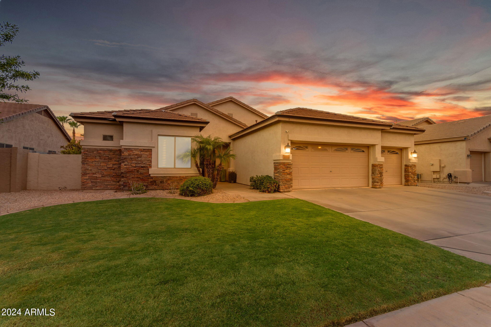 2442 E RIVIERA Place