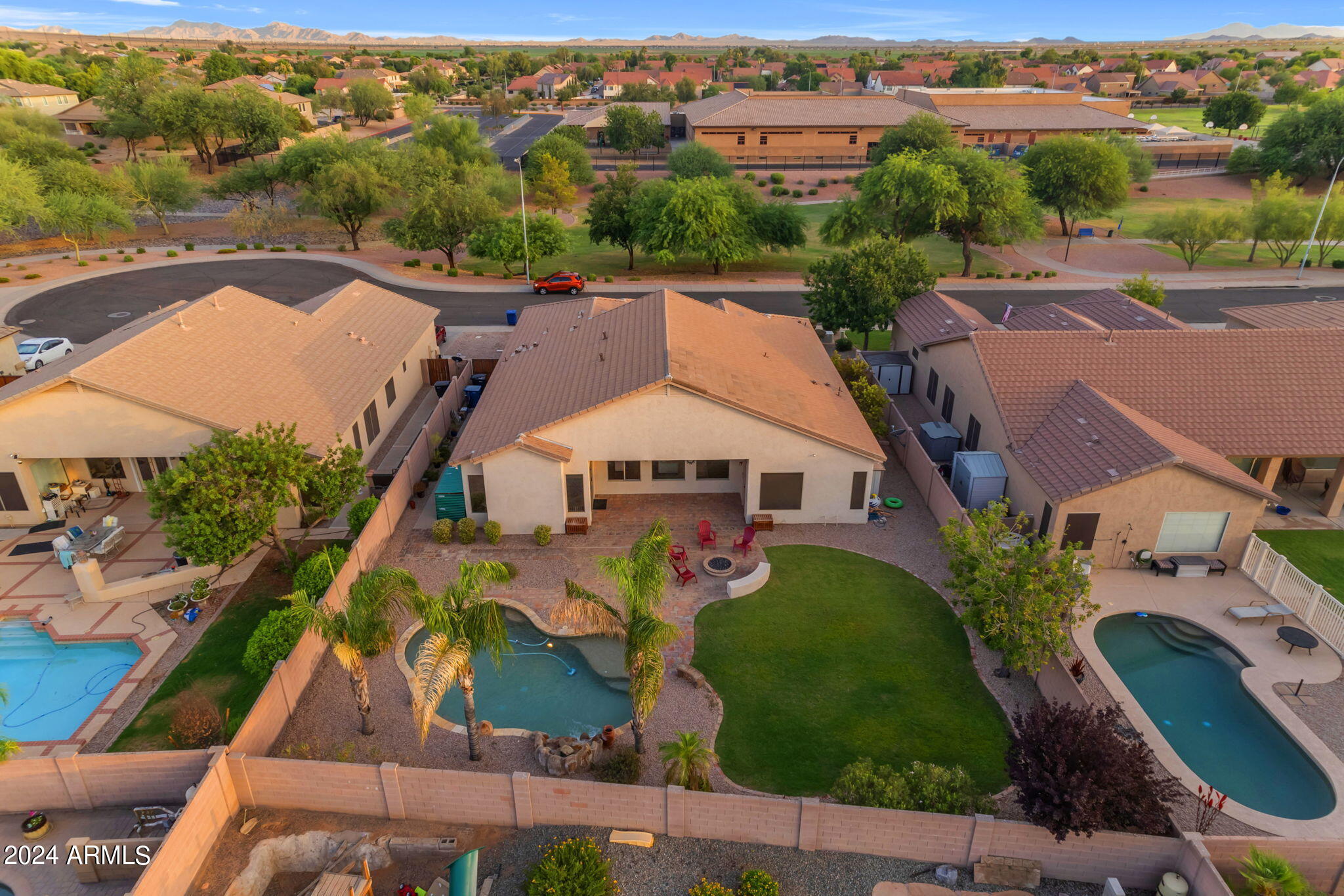 2442 E RIVIERA Place