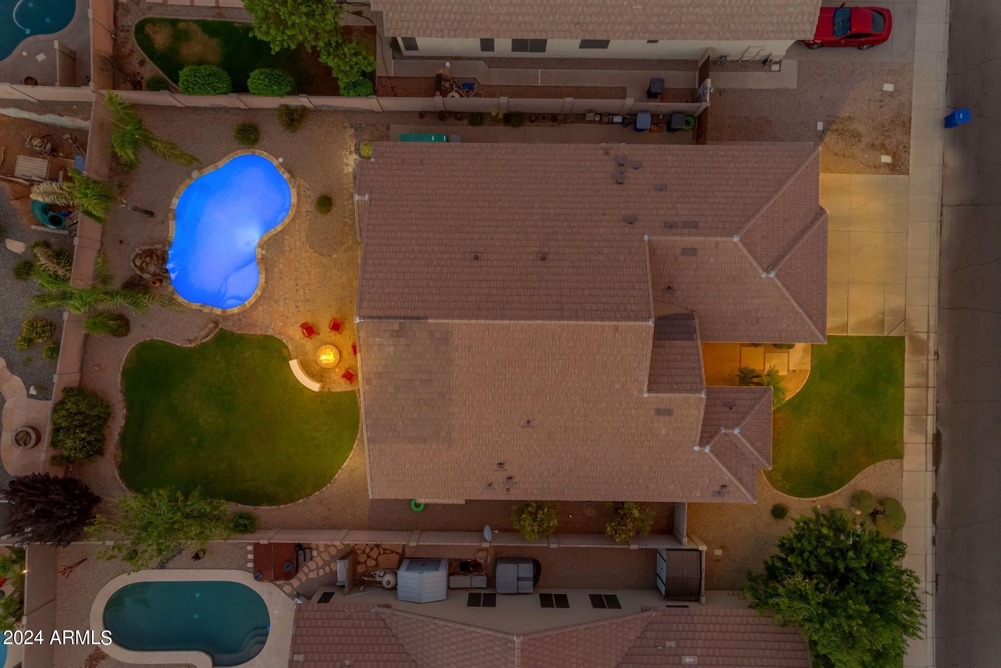 2442 E RIVIERA Place