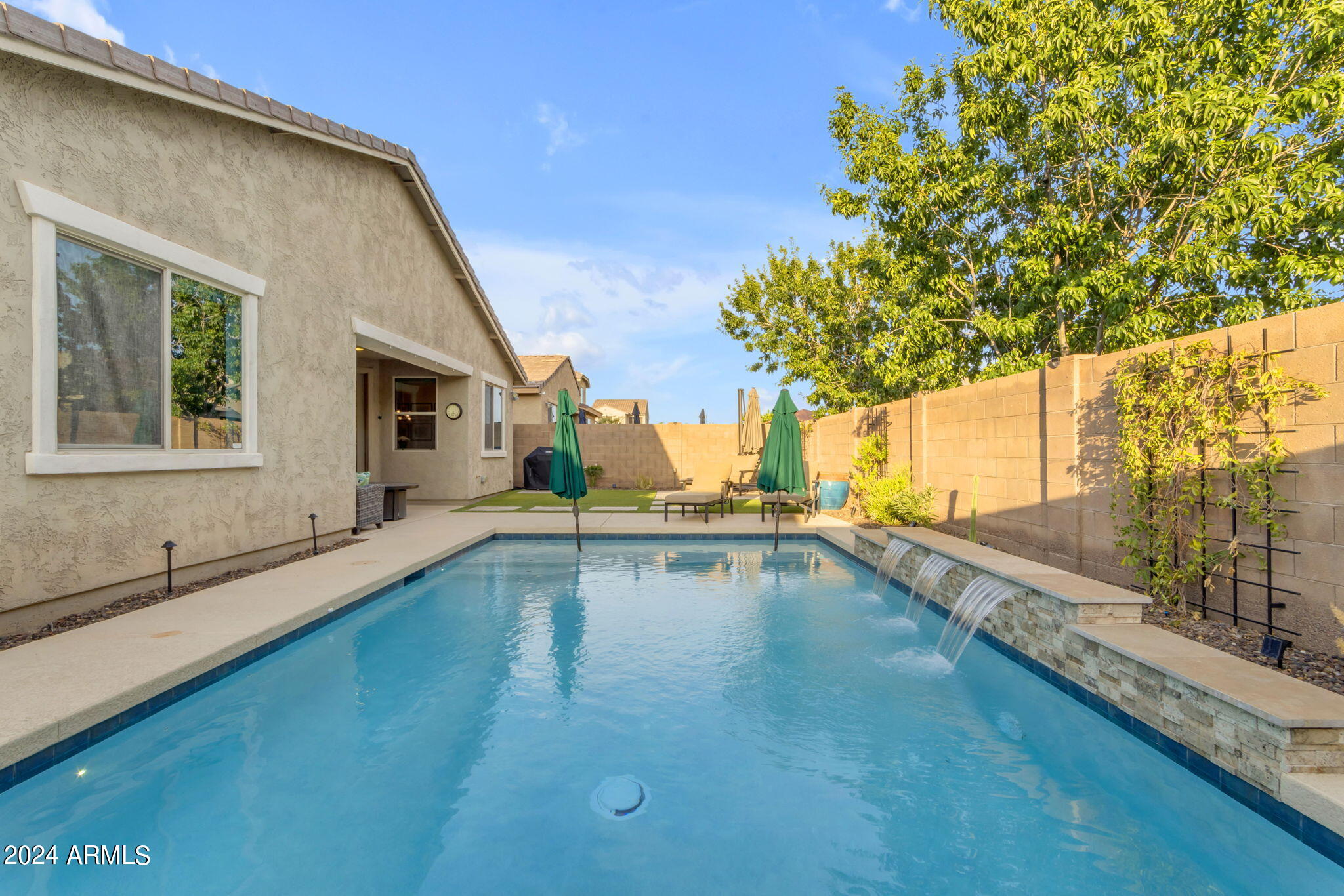 3933 E STRAWBERRY Drive