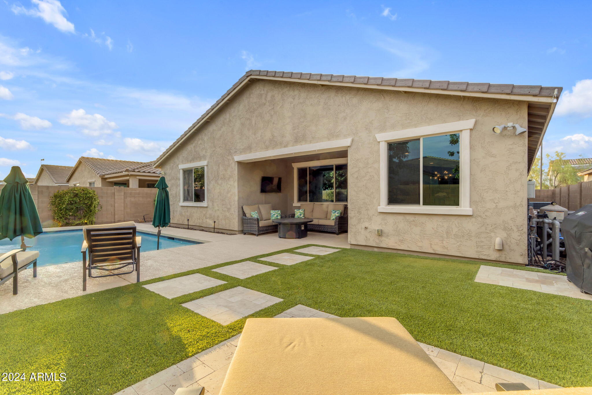 3933 E STRAWBERRY Drive