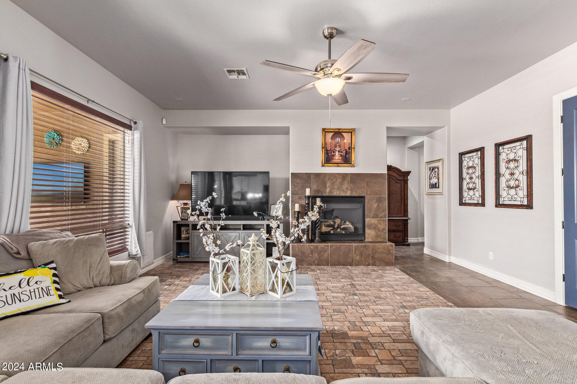 3159 E COCONINO Drive