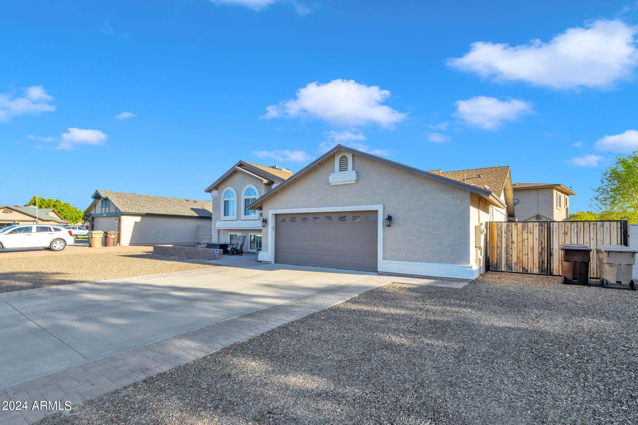 7521 W WILLOW Avenue