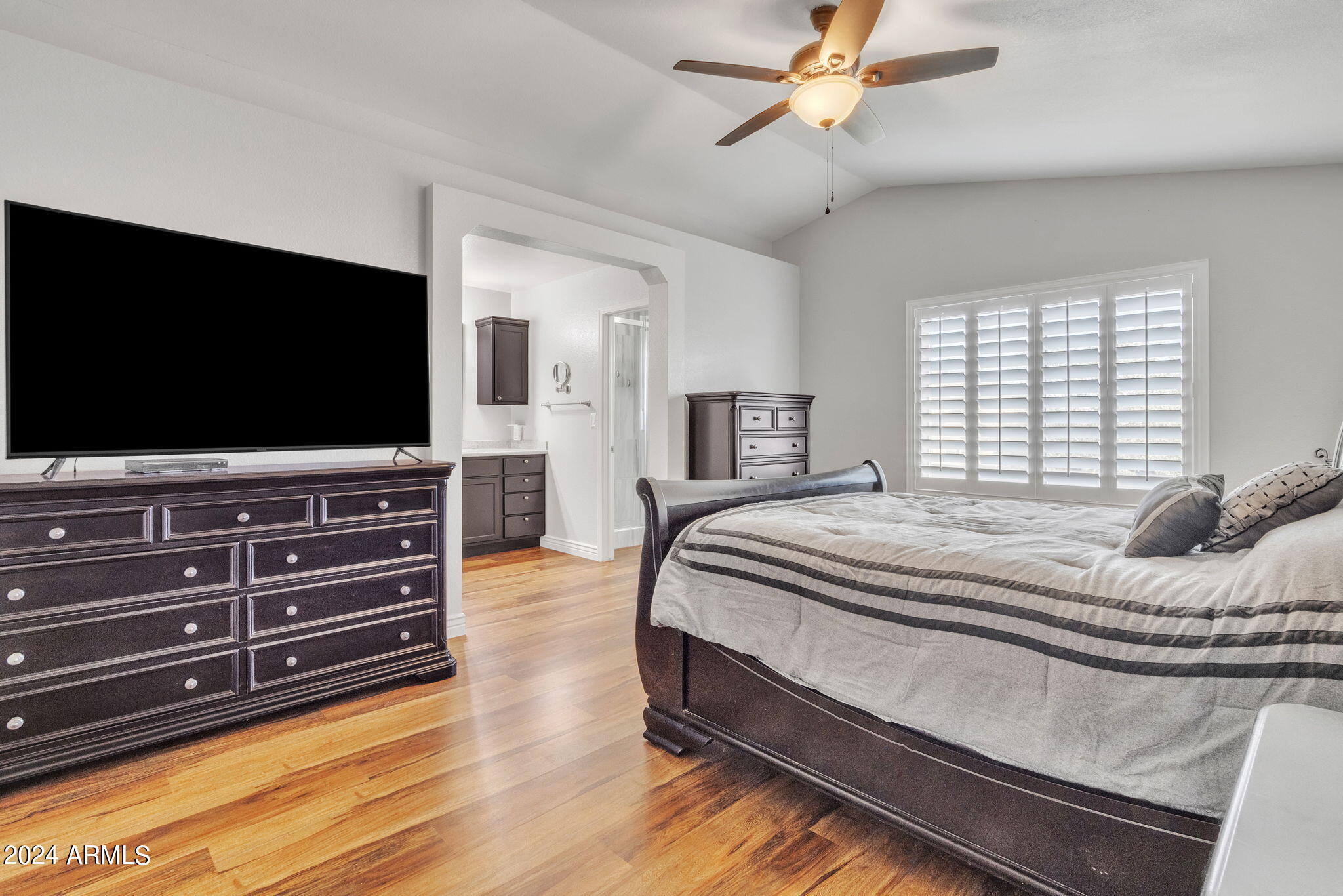 7521 W WILLOW Avenue