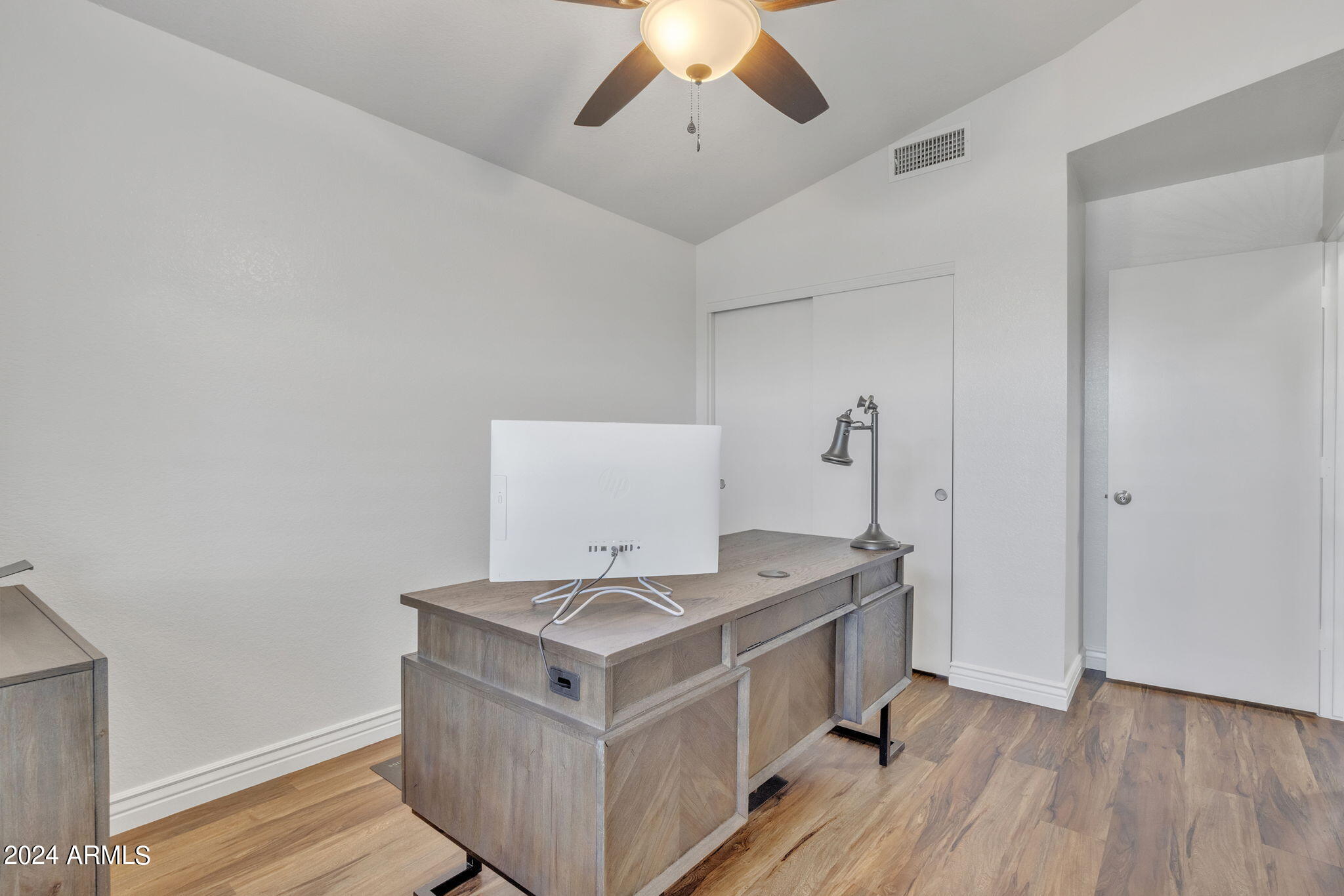 7521 W WILLOW Avenue