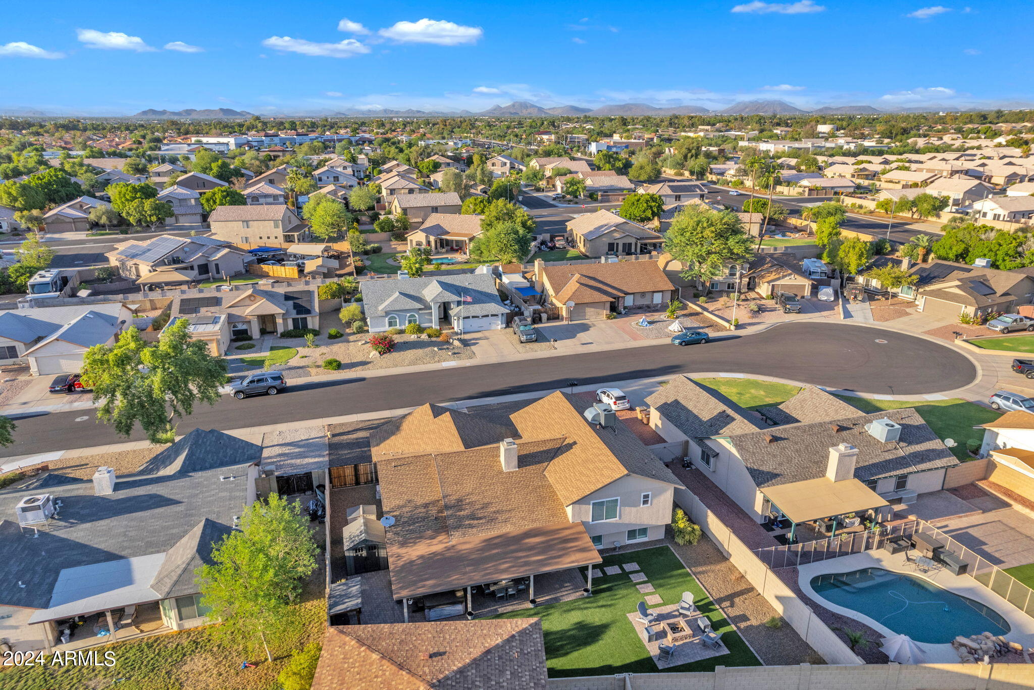 7521 W WILLOW Avenue