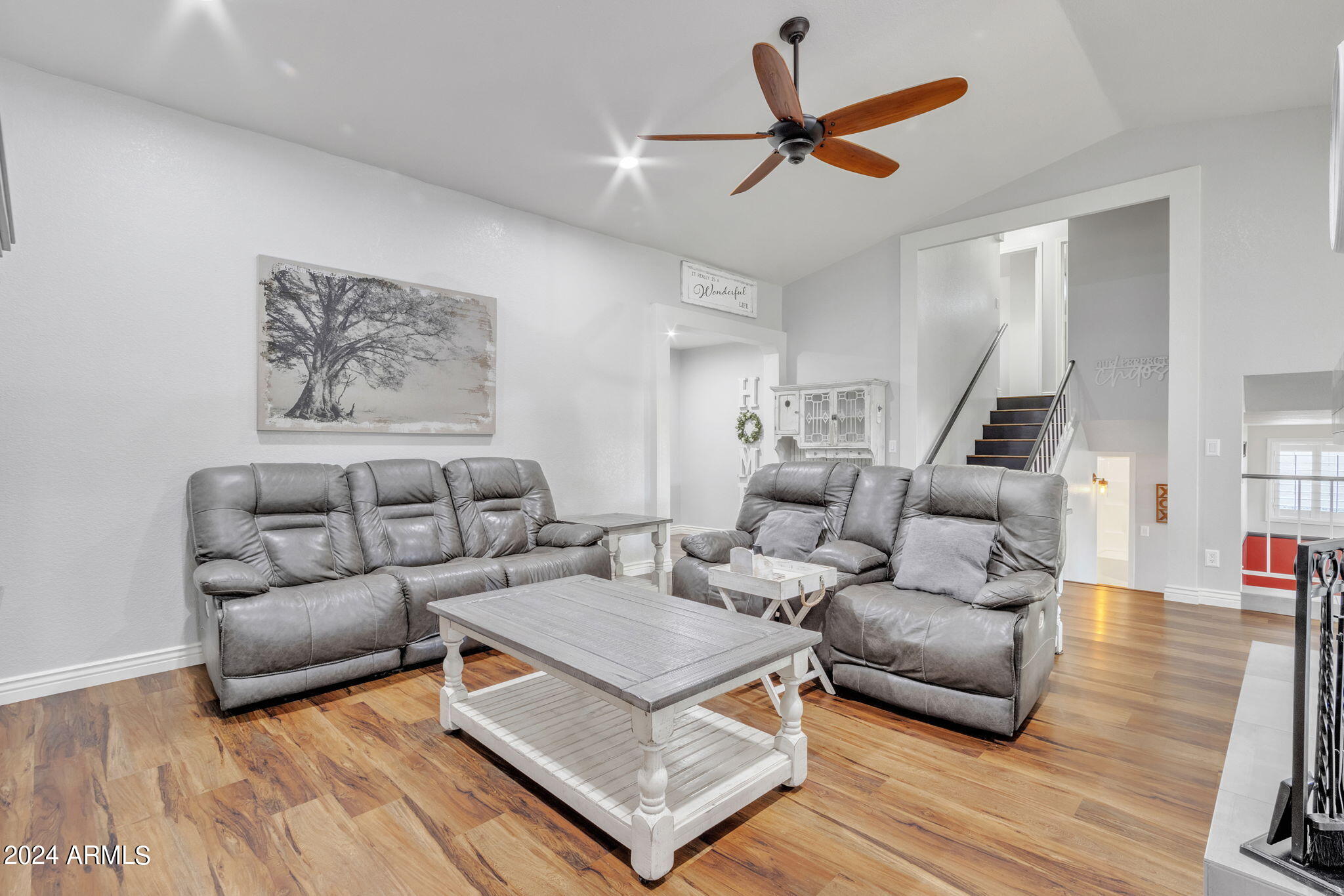 7521 W WILLOW Avenue