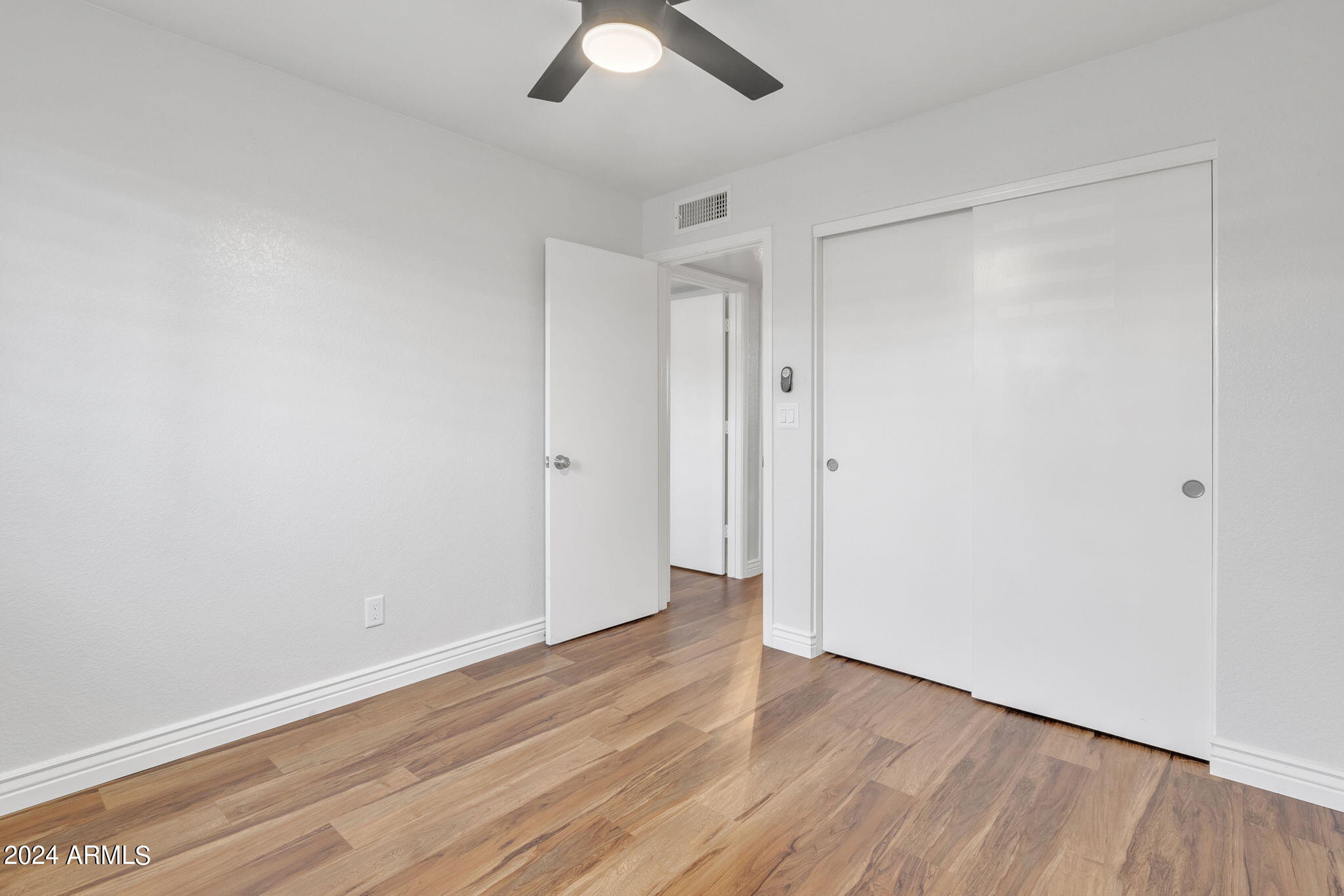 7521 W WILLOW Avenue