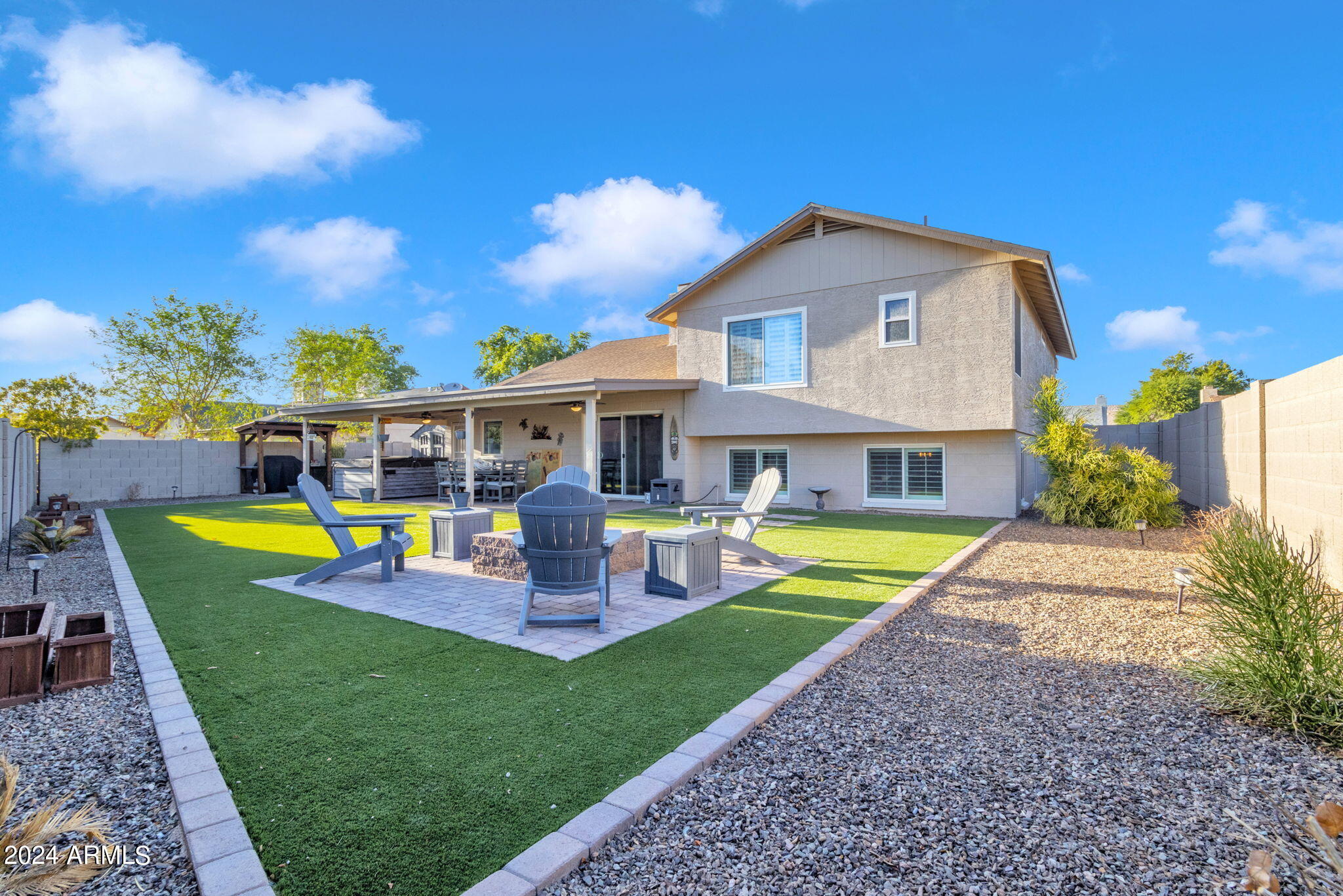 7521 W WILLOW Avenue