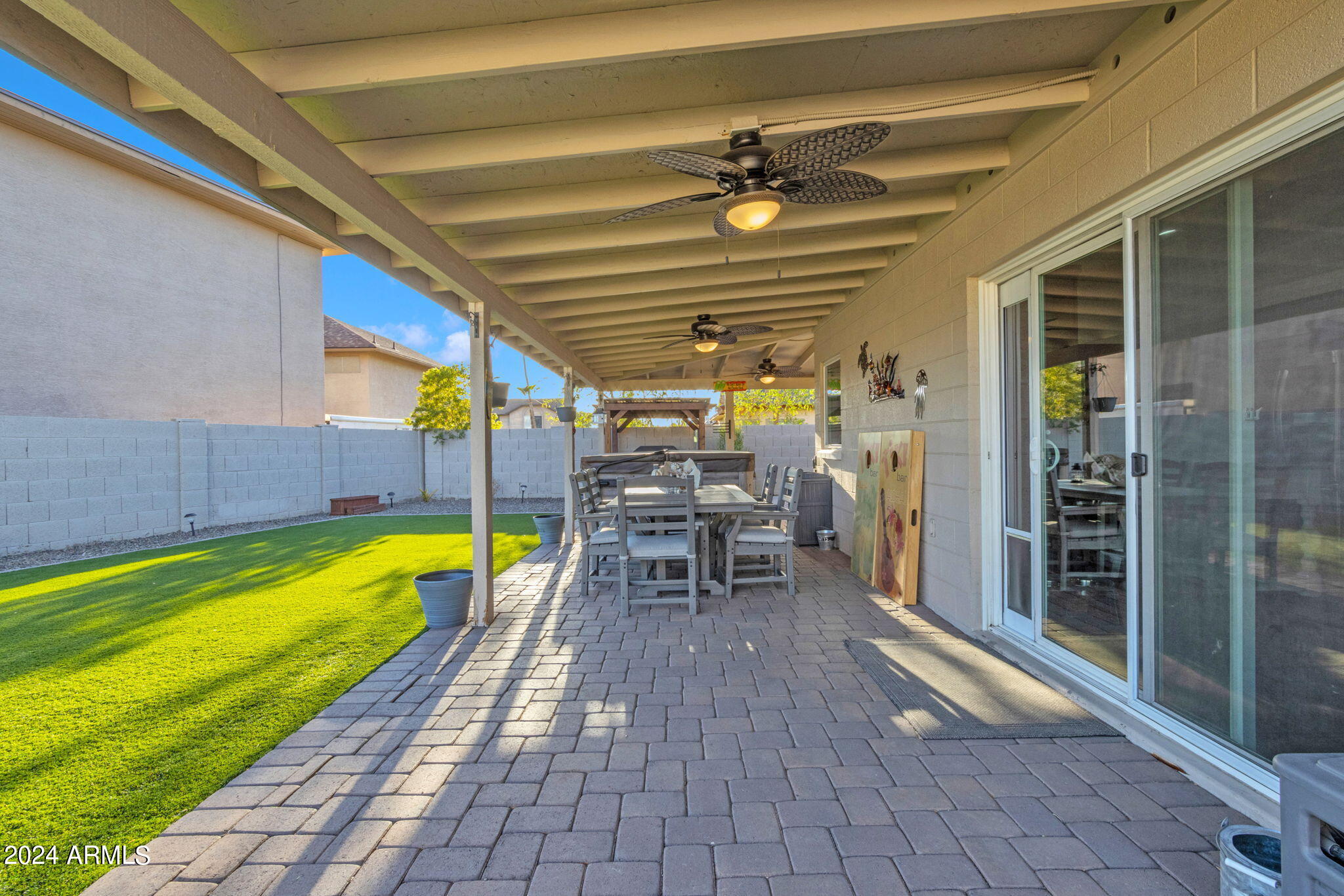 7521 W WILLOW Avenue